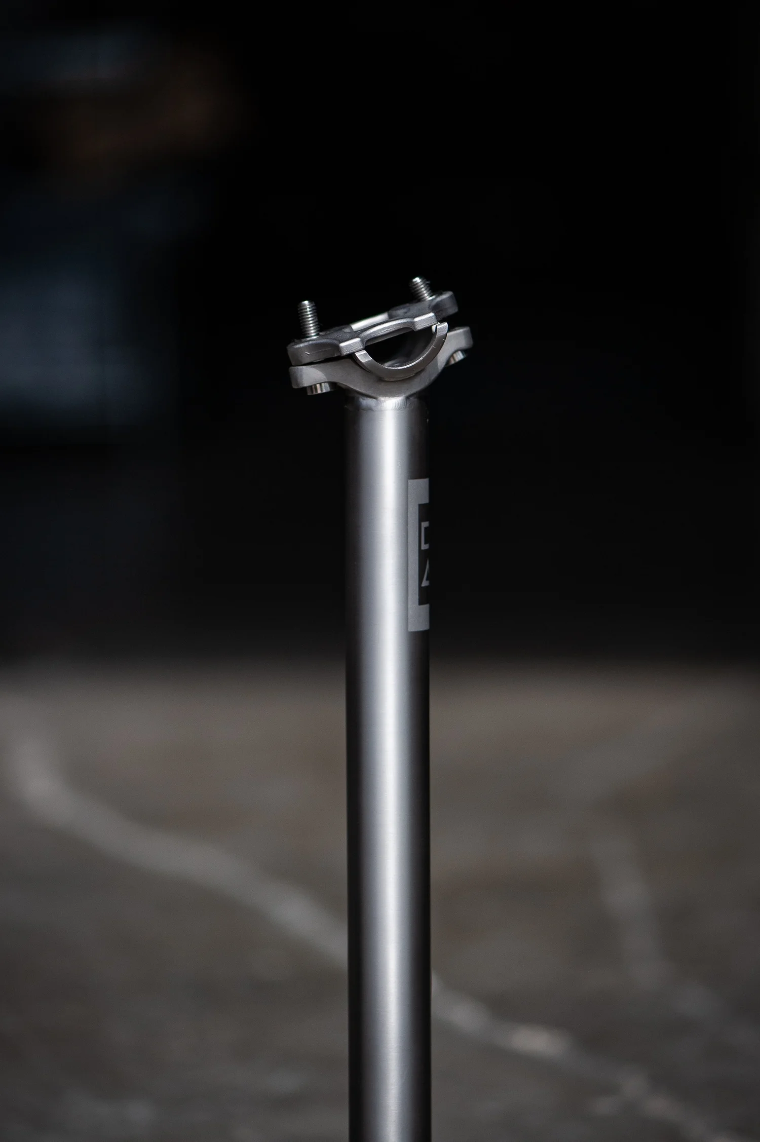 DEAN Titanium Seatpost — DEAN ULTIMATE