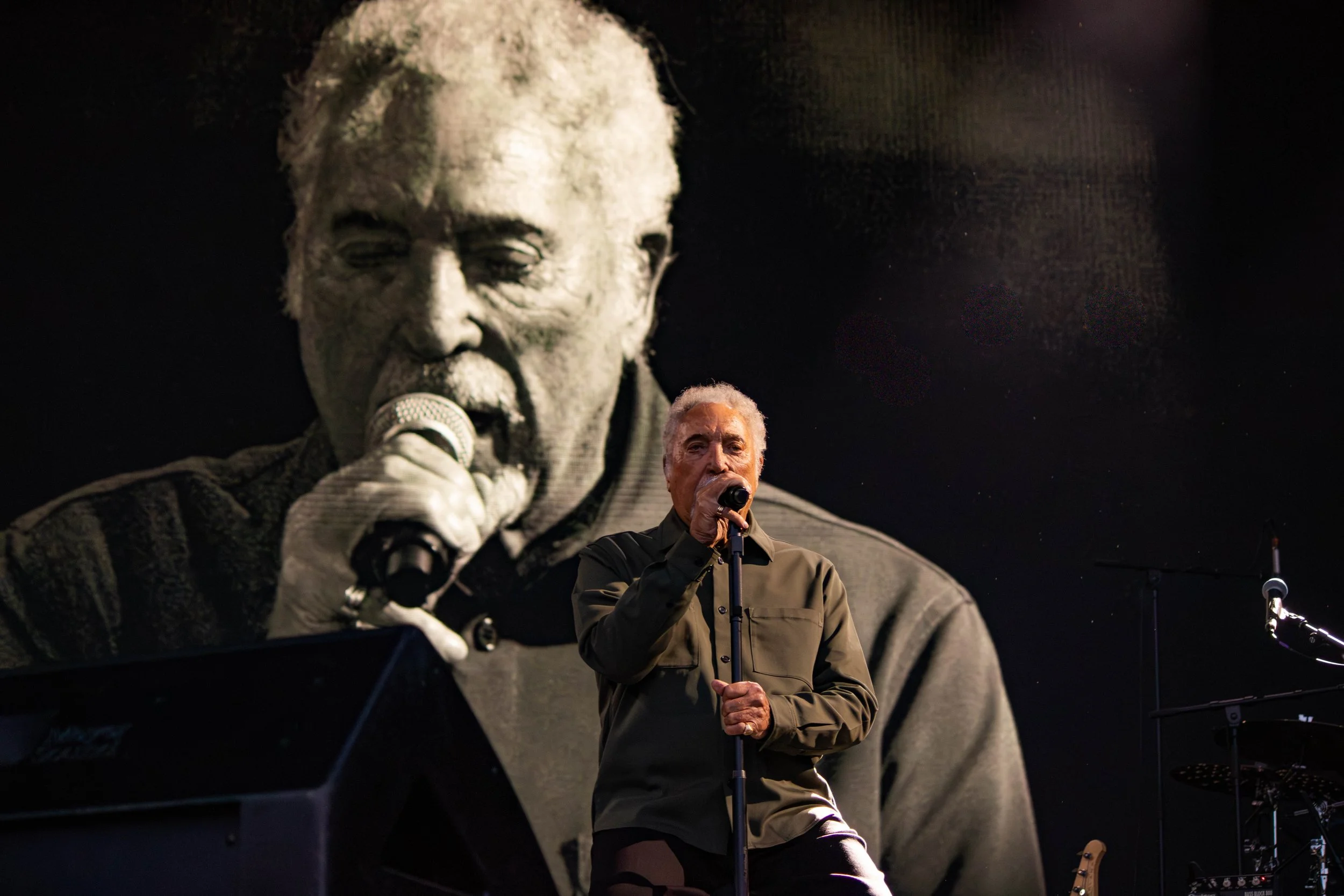 Tom Jones 