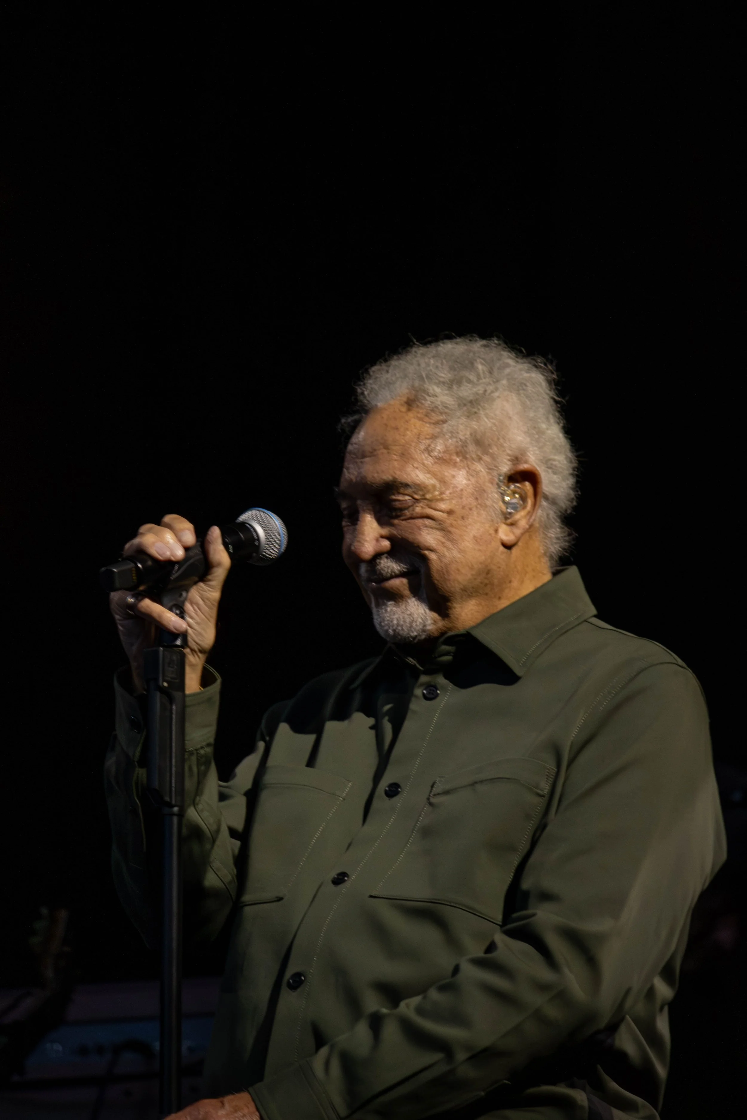 Tom Jones 