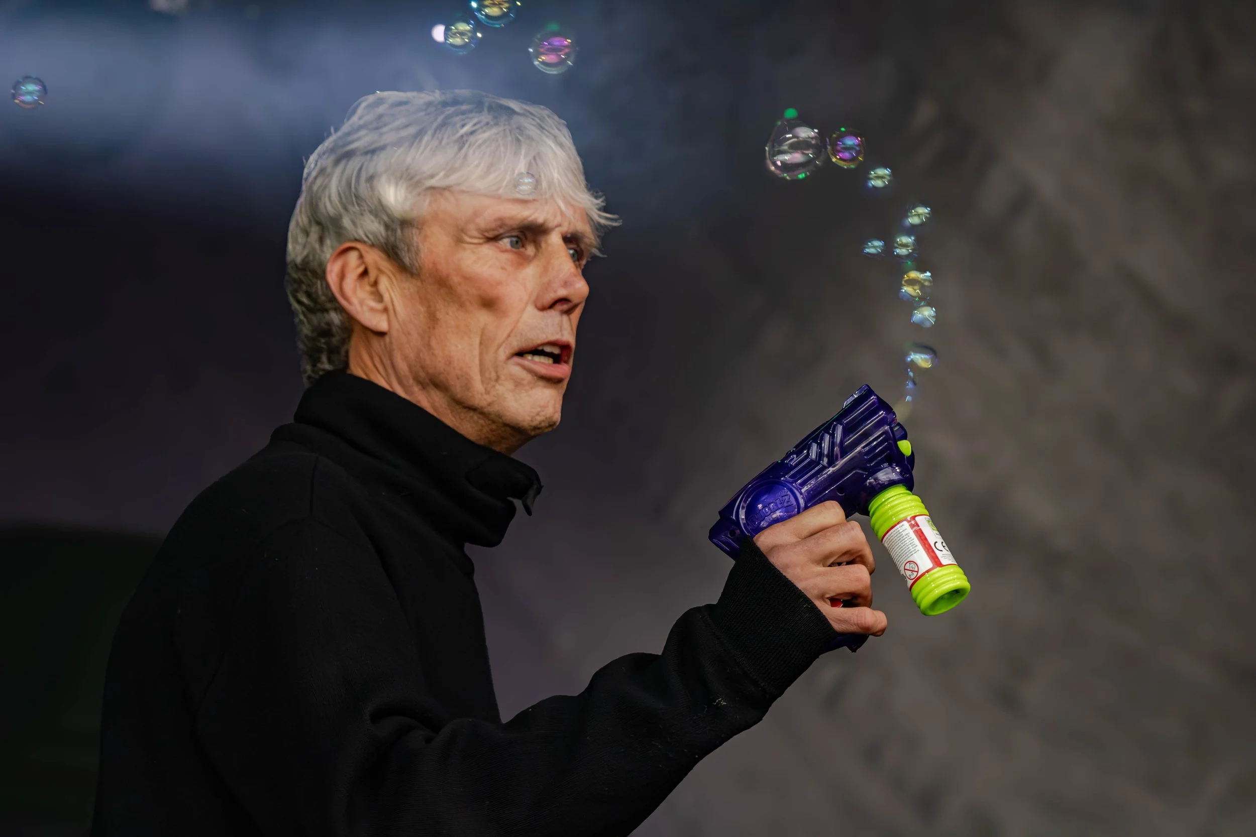 Bez - Happy Mondays - 2025
