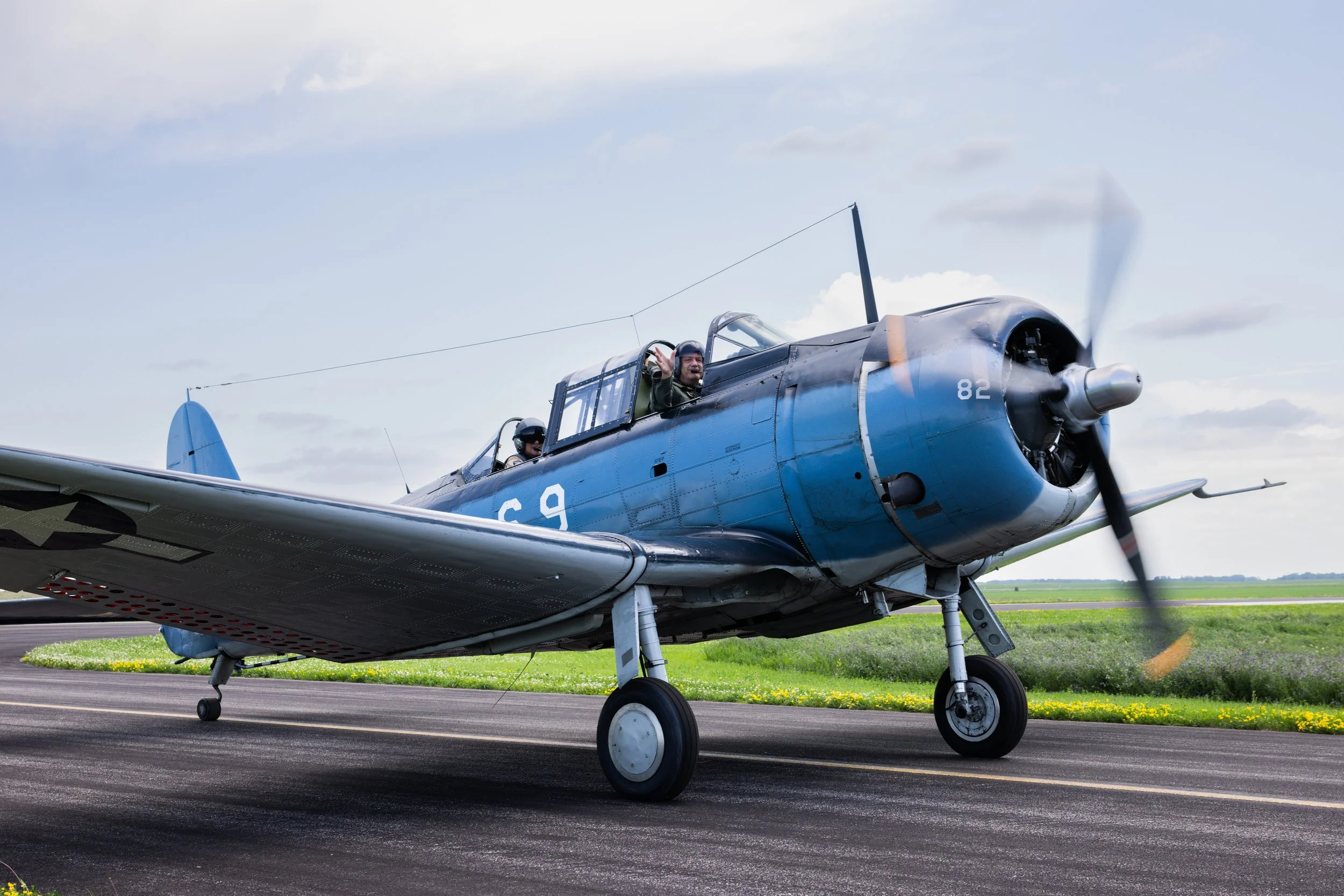 Douglas A-24B Banshee / SBD Dauntless