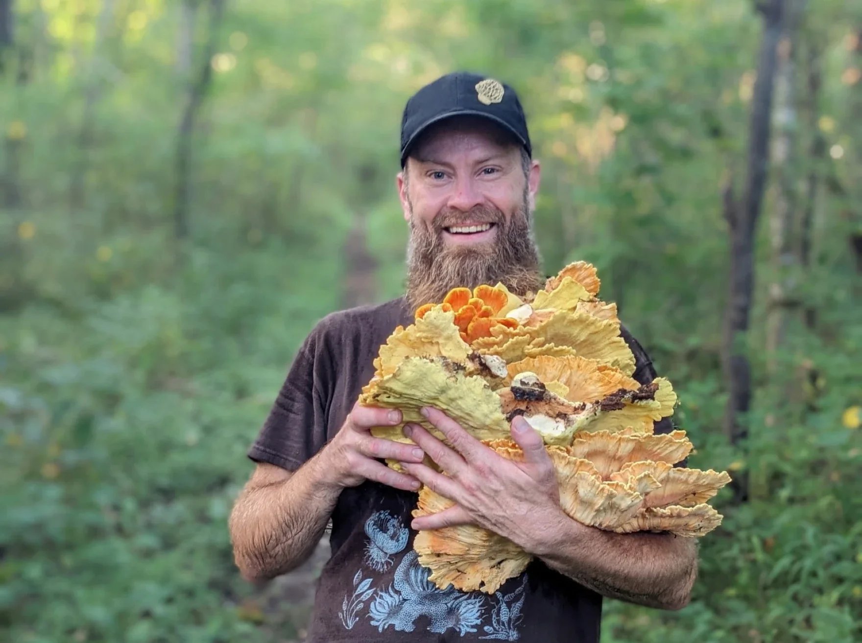 Missouri has thousands of fungi species. These citizen scientists are helping to catalog them