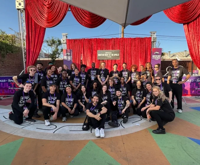 festival crowd team