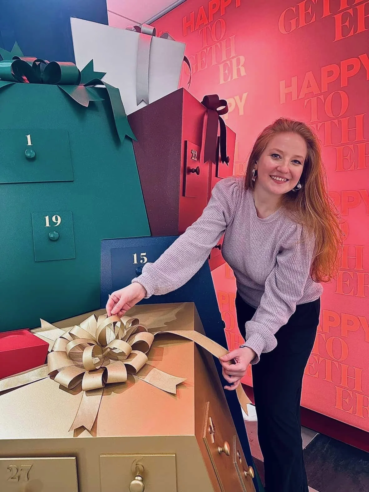 bloomingdales retail staff