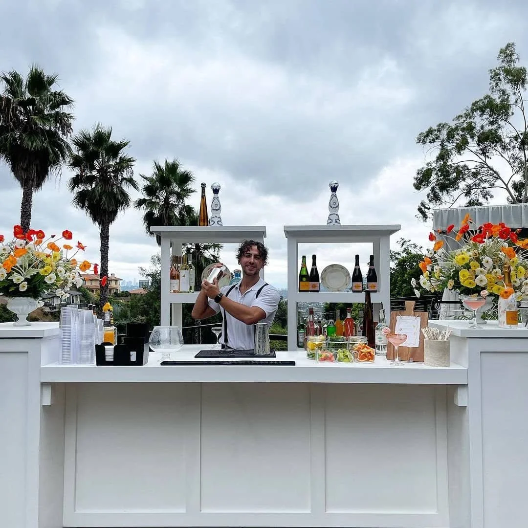 Where to hire a bartender for a wedding | Honestweddingadvice.com