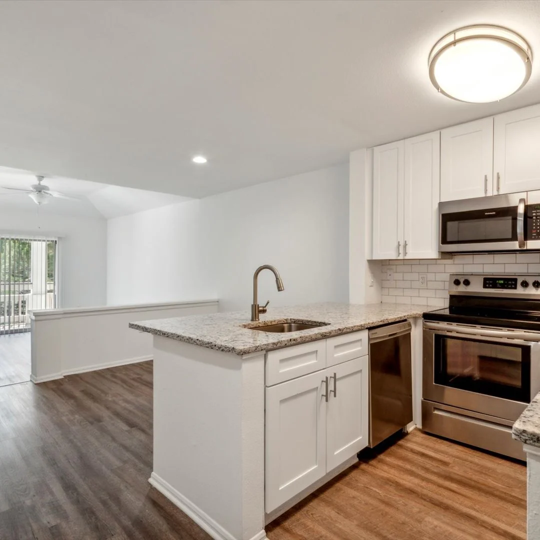 Finally, a kitchen big enough for your cooking era. 👩&zwj;🍳🔥

#ApartmentLiving #KitchenGoals #HomeInspiration #ModernLiving #WestChesterPA #DreamKitchen #MoveInReady #Rentals #LiveYourBestLife