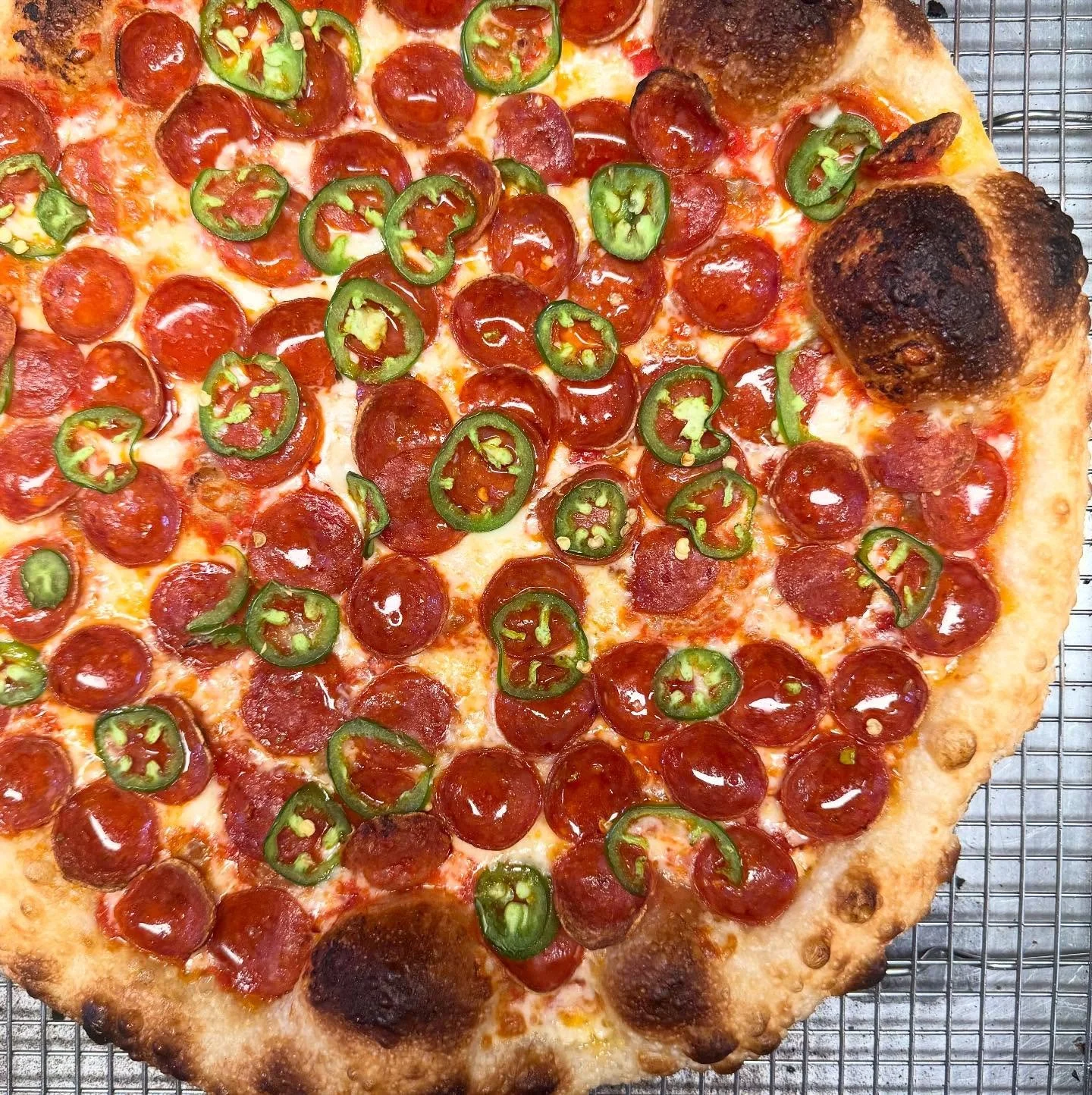 SPICE UP YOUR FRIDAY

ADD SOME FRESH JALAPE&Ntilde;O TO YOUR PIE