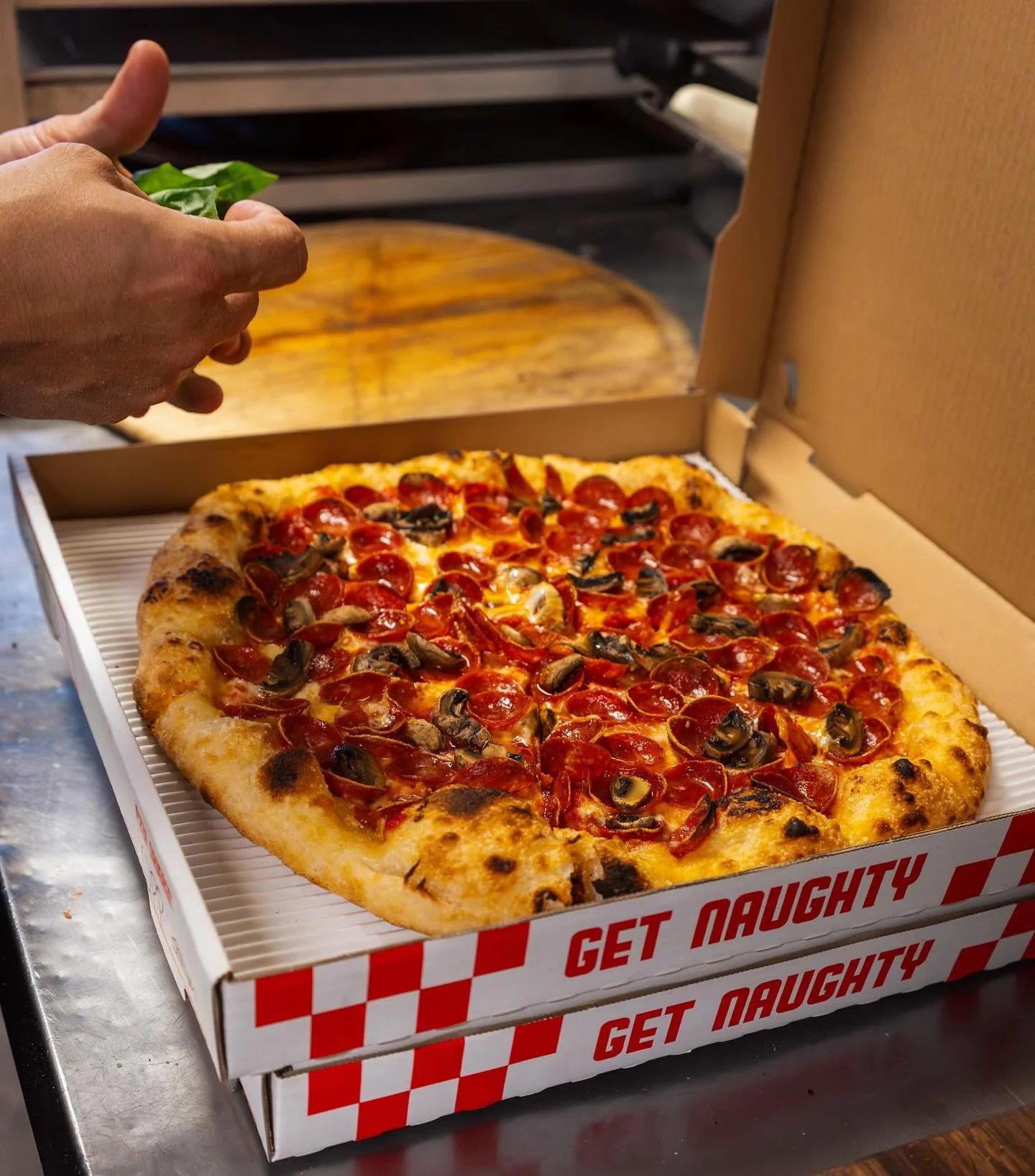 FRIENDLY REMINDER THAT WE&rsquo;VE GOT THE NAUGHTY BITES 12-9 TODAY

COME AND GET IT

📷 photographer/influencer/bestbud  @splangerdanger