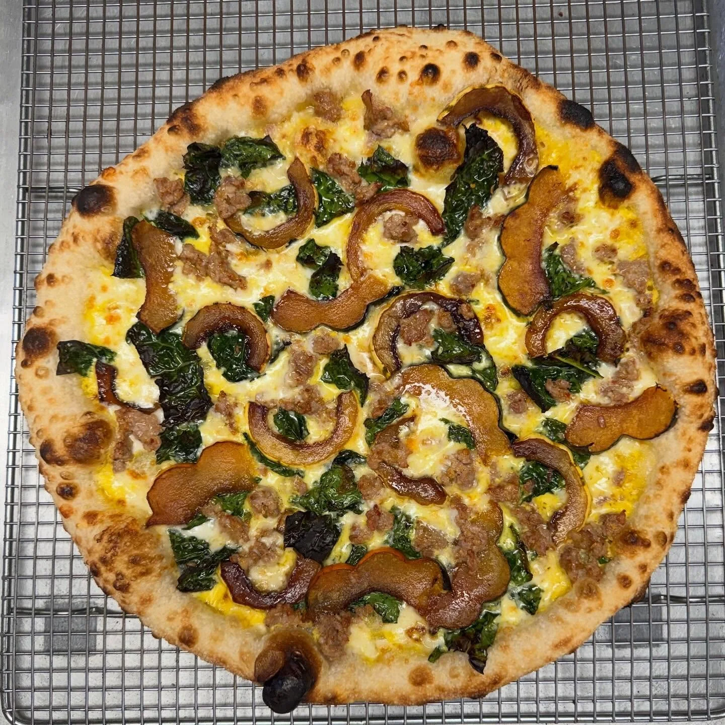 FALL SQUASH PIE IS HERE

butternut squash cream, mozz, roasted squash, sausage, tuscan kale, pecorino 

It&rsquo;s a classic!