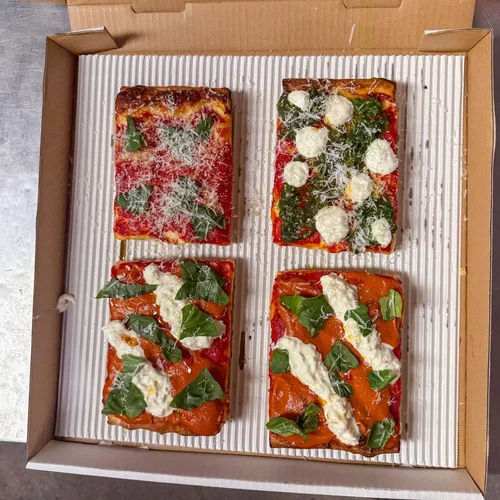 Naughty Pie Nature, pizza shop in Glendale Boulevard, Echo Park, photo 4 of 4