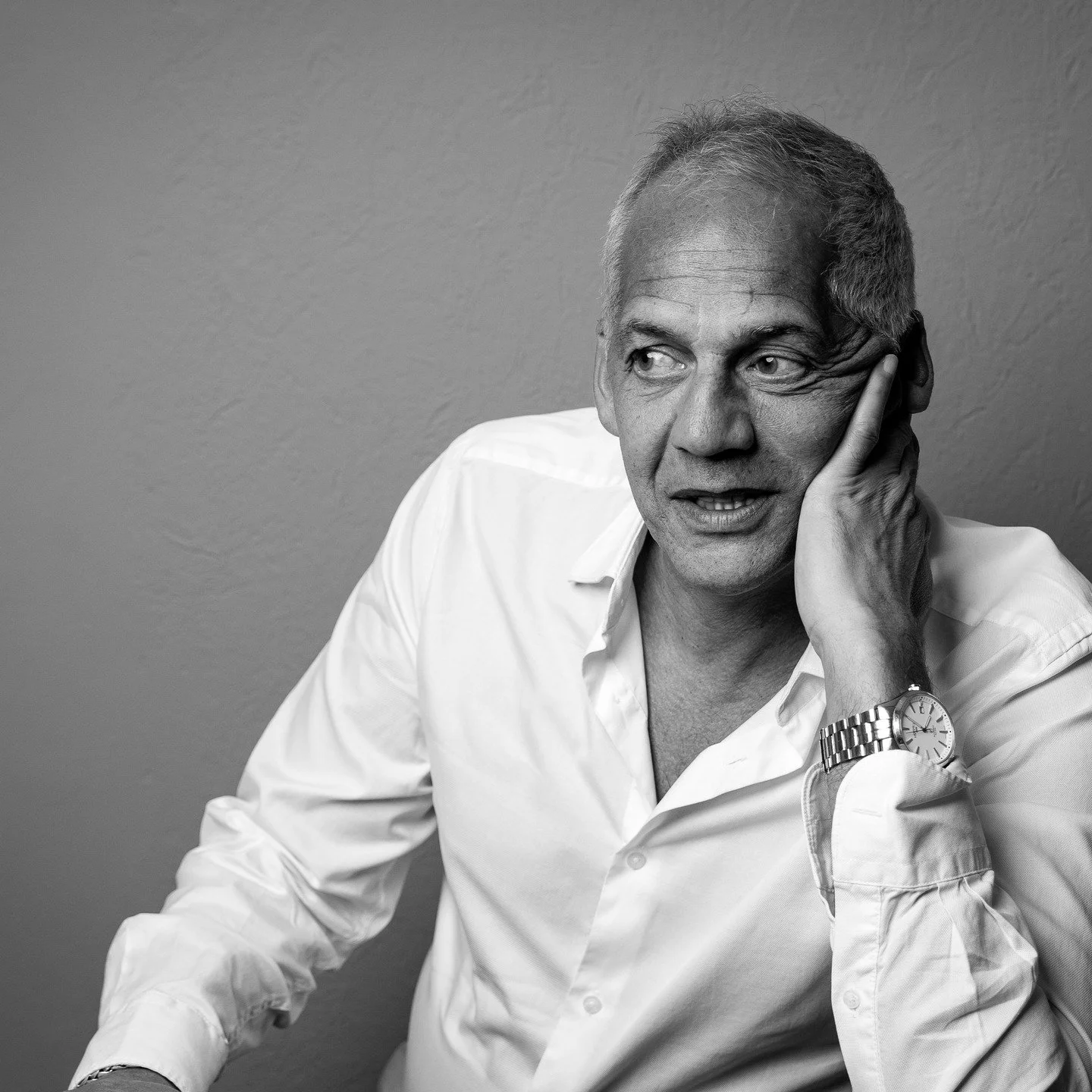 Dag...

@carlsonphoto
#bnwzone
#photowall_bw
#bnw_planet
#bnwsouls
#bnwphotographer
#bnw_rose
#blackandwhiteportrait
#blackandwhiteonly
#bnwp_2025