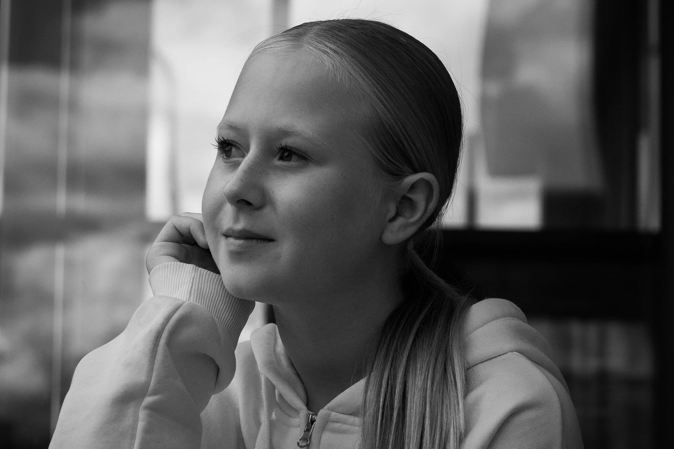 Billie...

@carlsonphoto
#bnwzone
#photowall_bw
#bnw_planet
#bnwsouls
#bnwphotographer
#bnw_rose
#blackandwhiteportrait
#blackandwhiteonly
#bnwp_2025