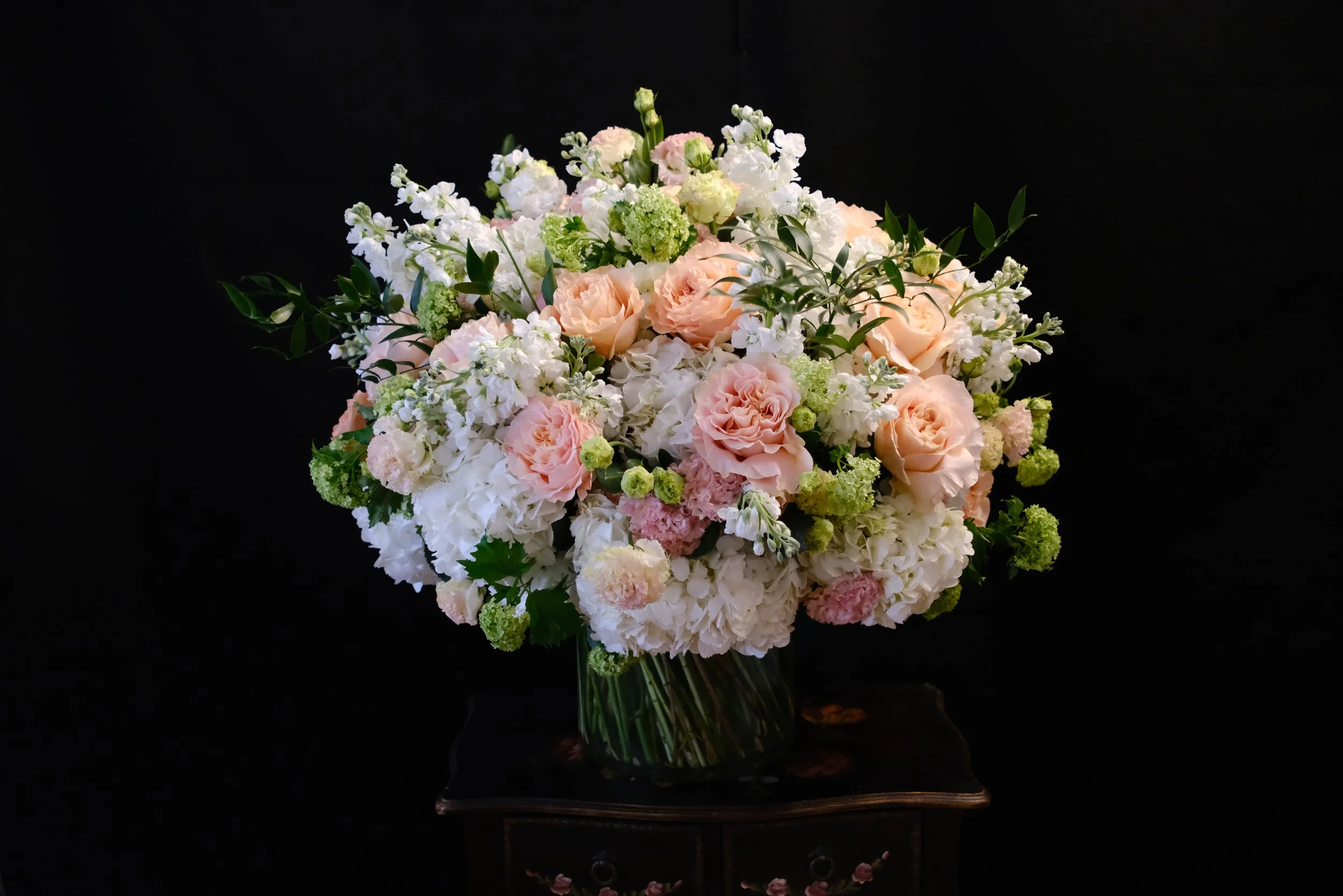 Apricot with green and white mixed