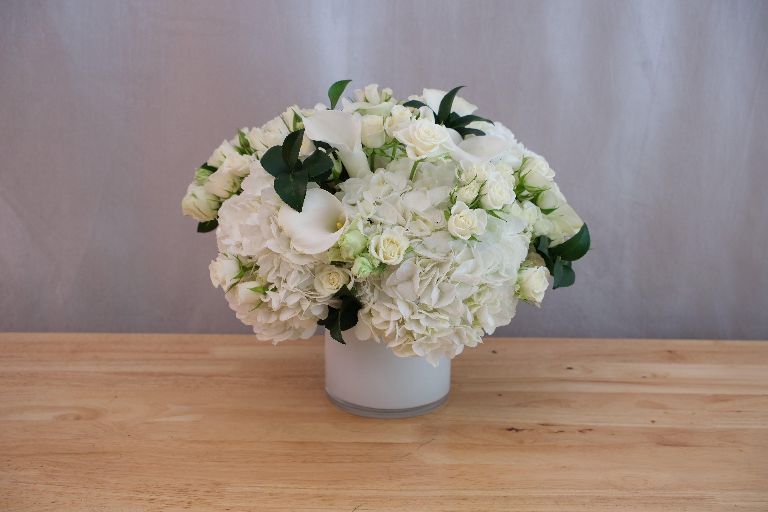 mini callas mixed white composition