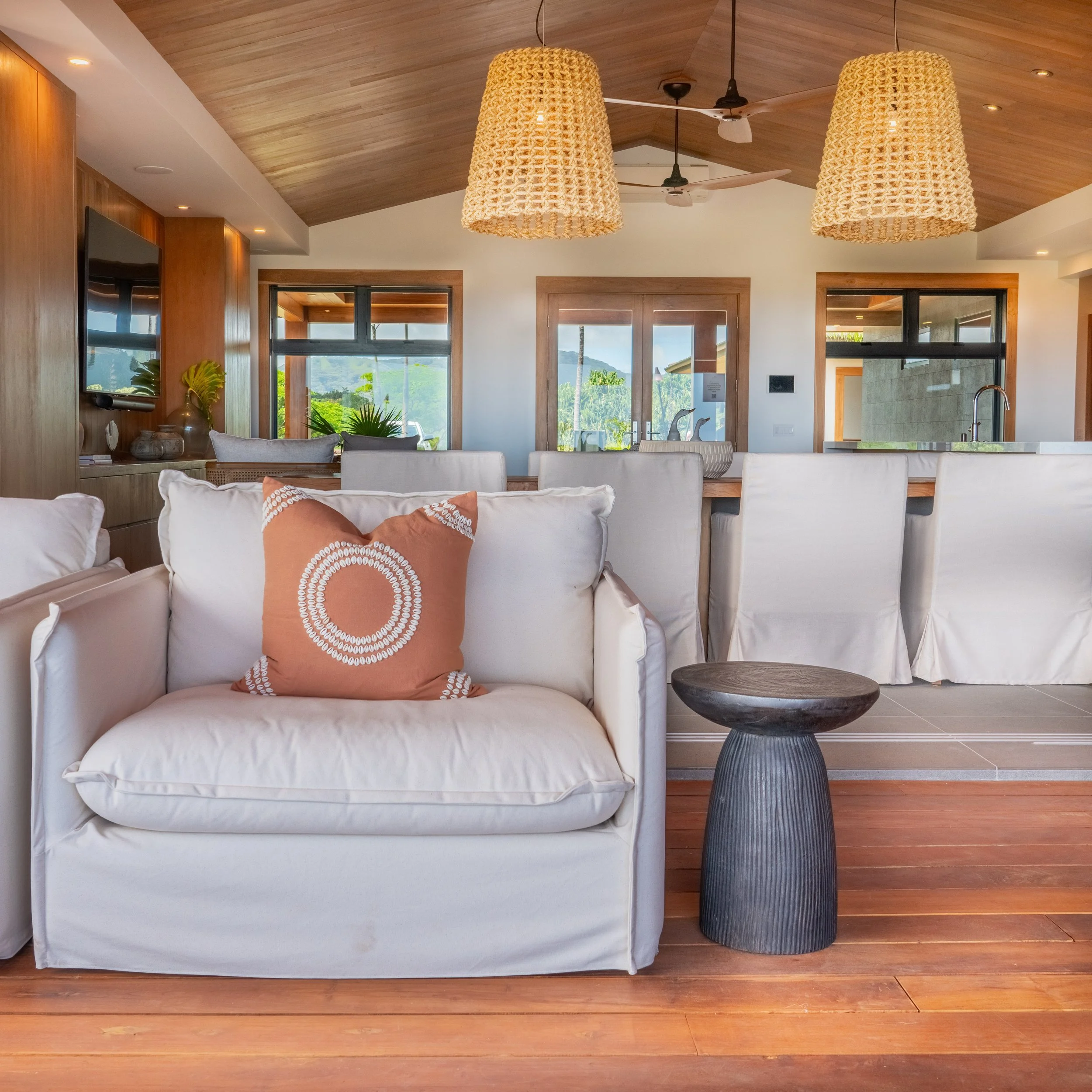 1 - 11Outdoor-DSC03628-HDR.jpg