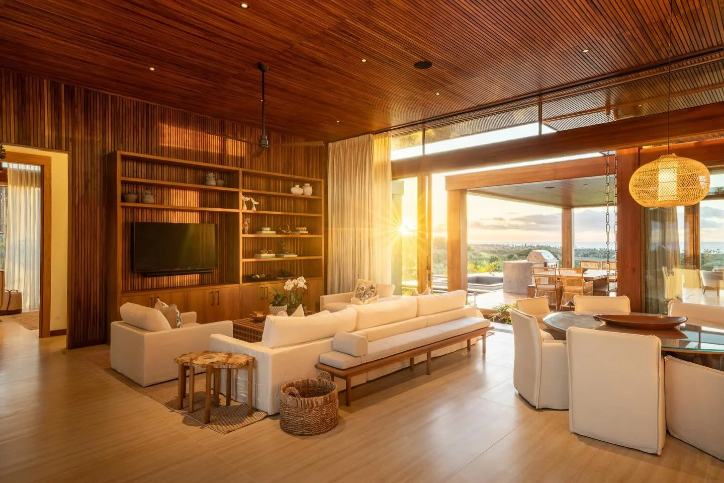 Designed for beauty. Built for performance.
#HawaiiRealEstate
#KauaiHomes
#OahuHomes
#LuxuryIslandLiving
#IslandInvestment