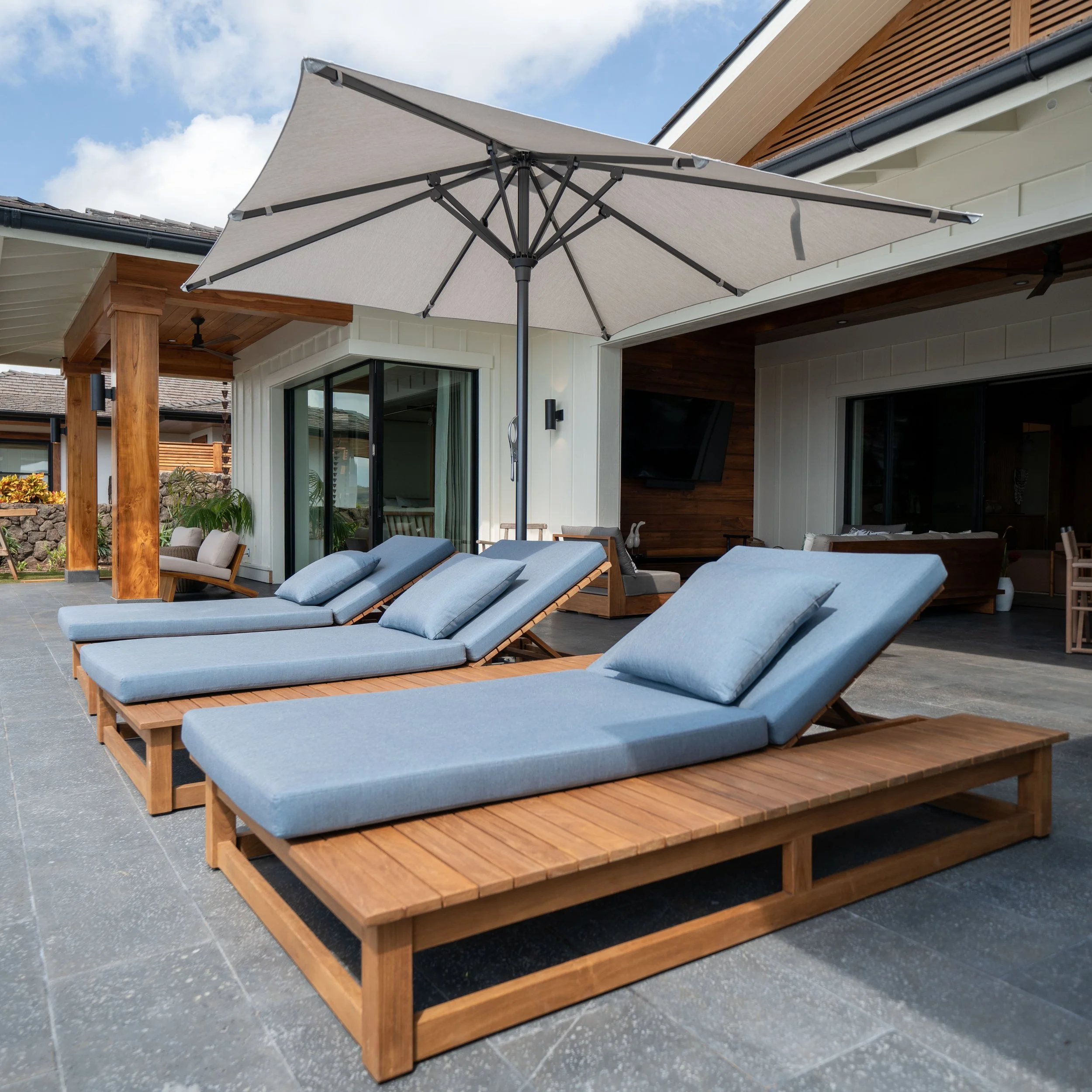 7-1 Outside -DSC04583.jpg