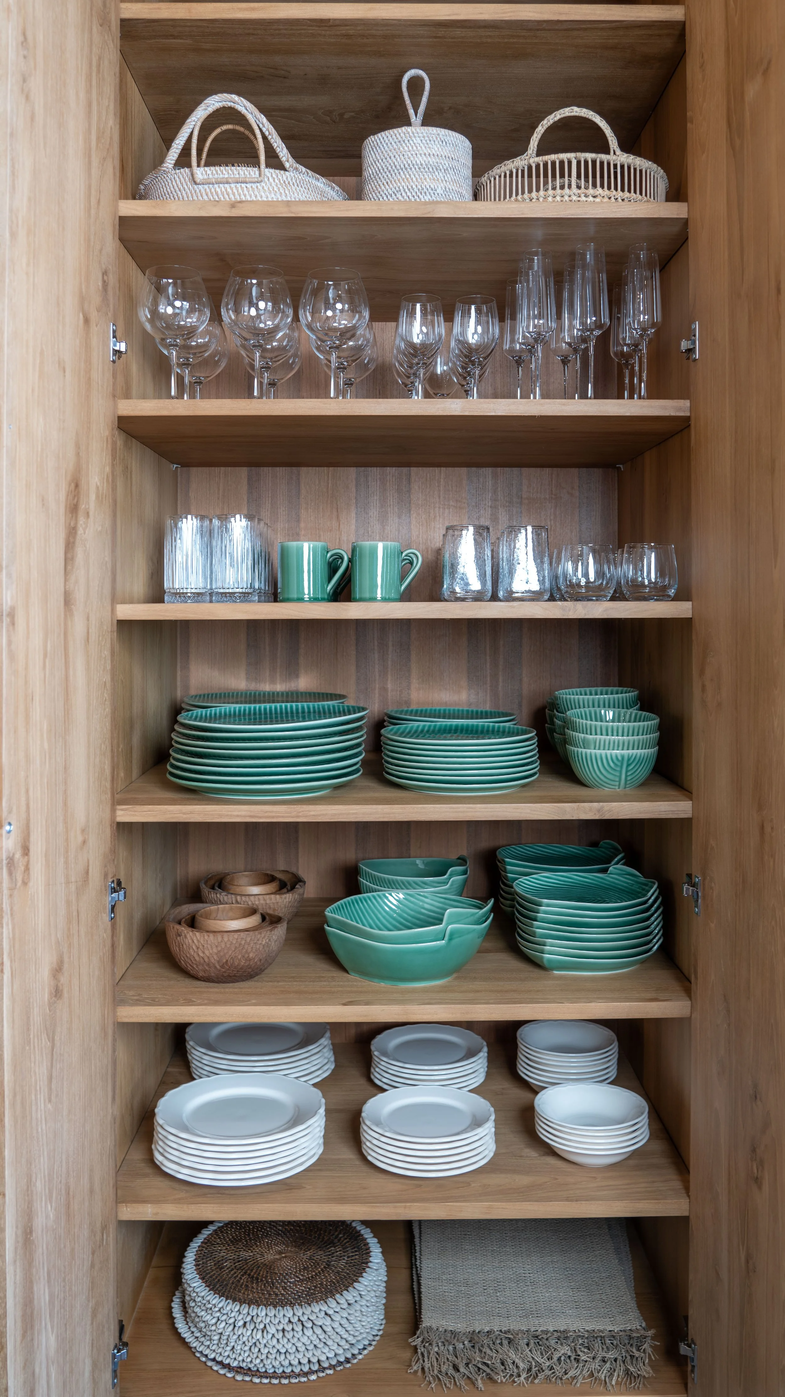 2-1 Kitchen -DSC04657.jpg