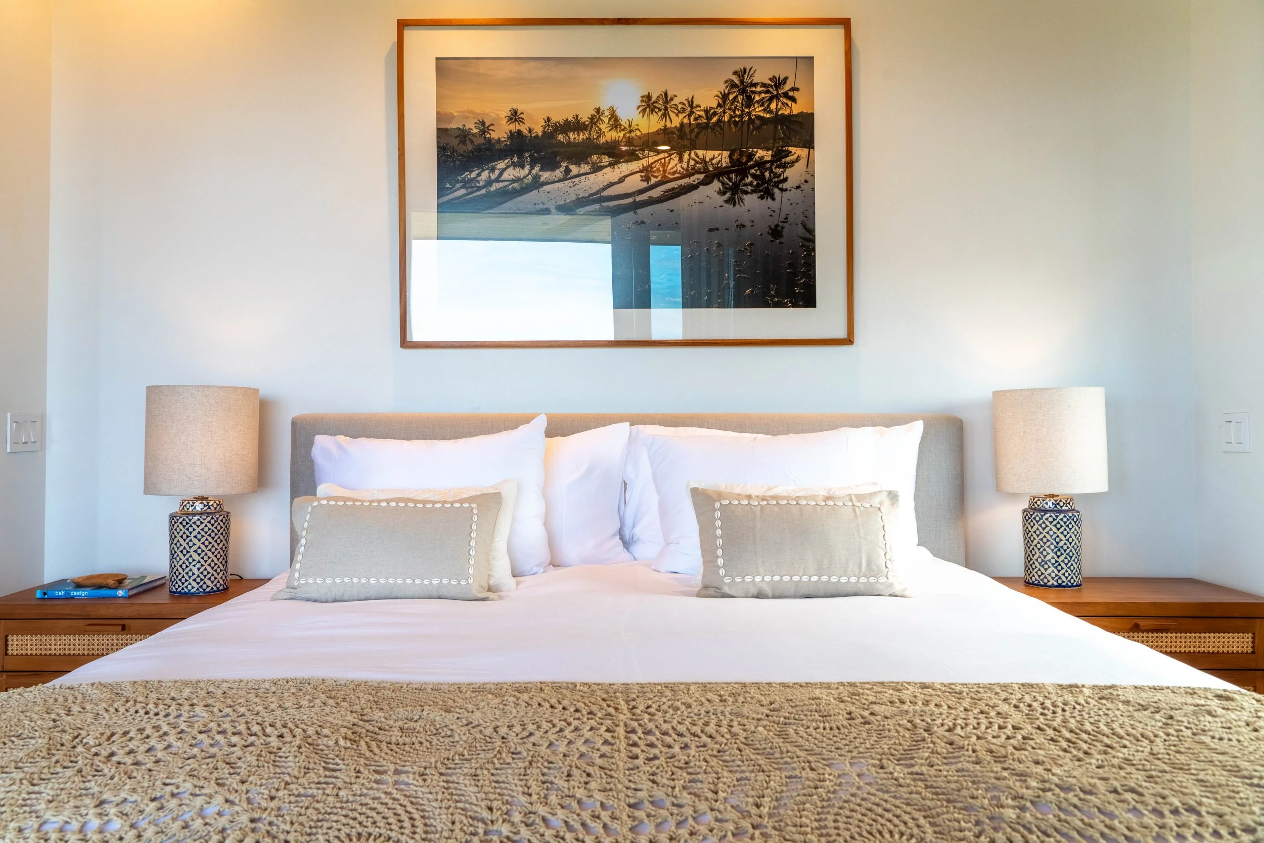 4 - Bed 1 --DSC03044-HDR.jpg