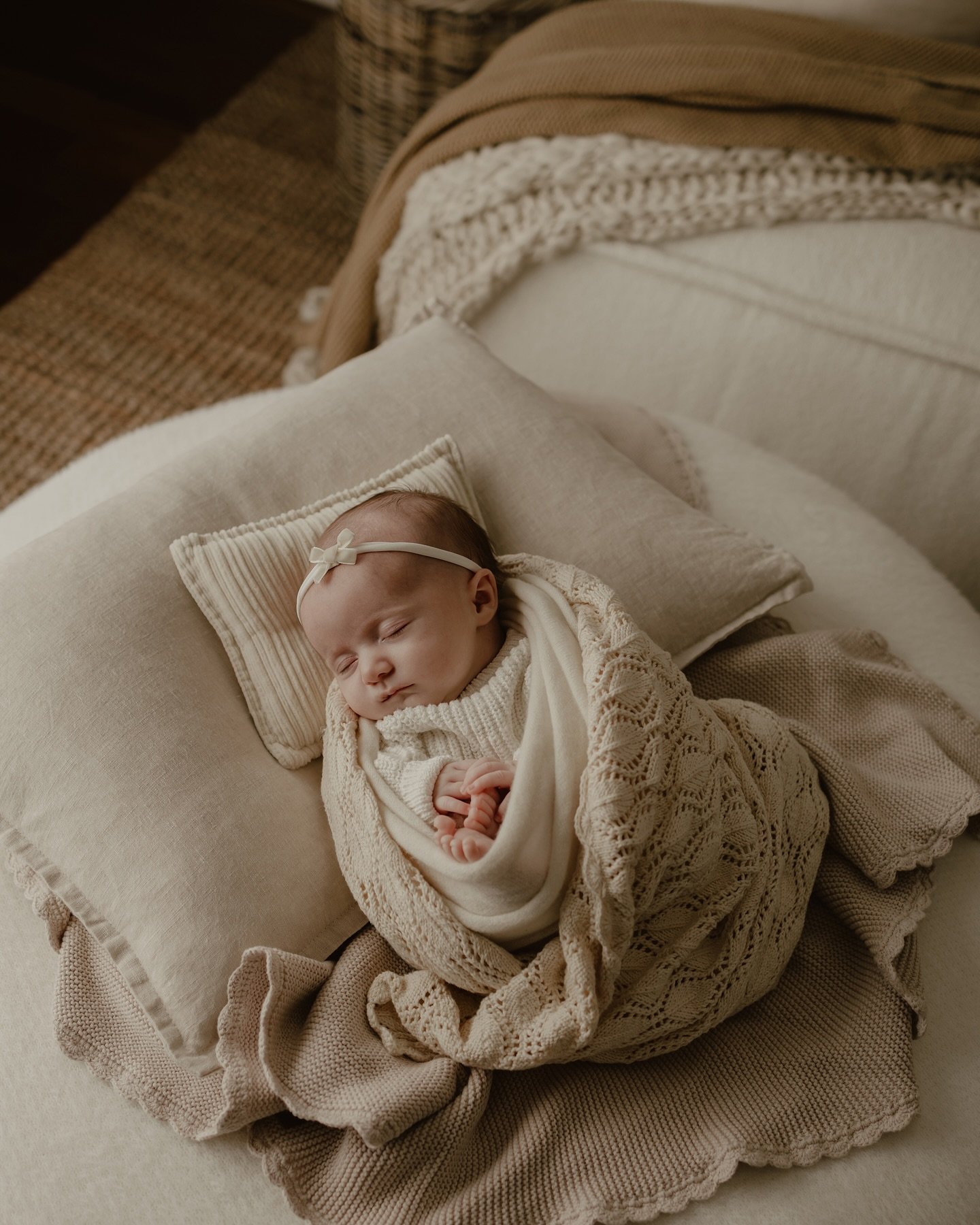 Tiny fingers, sleepy cuddles. The way they fit so perfectly in your arms. One day, these moments will be memories. Let&rsquo;s capture them while we can. #townsville #townsvillephotographer #townsvillematernityphotographer #townsvillenewbornphotograp