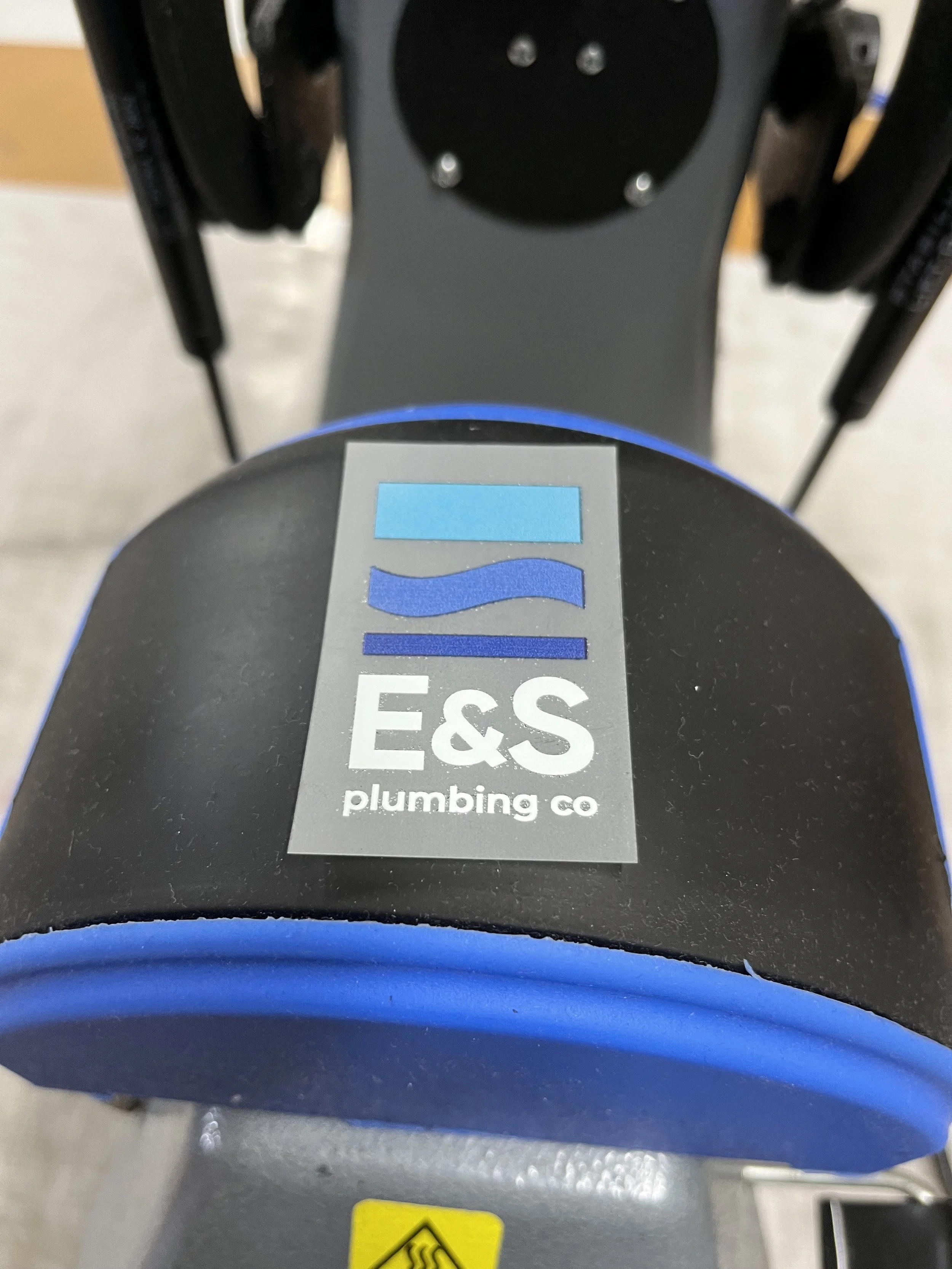 E&S surf cap.jpg