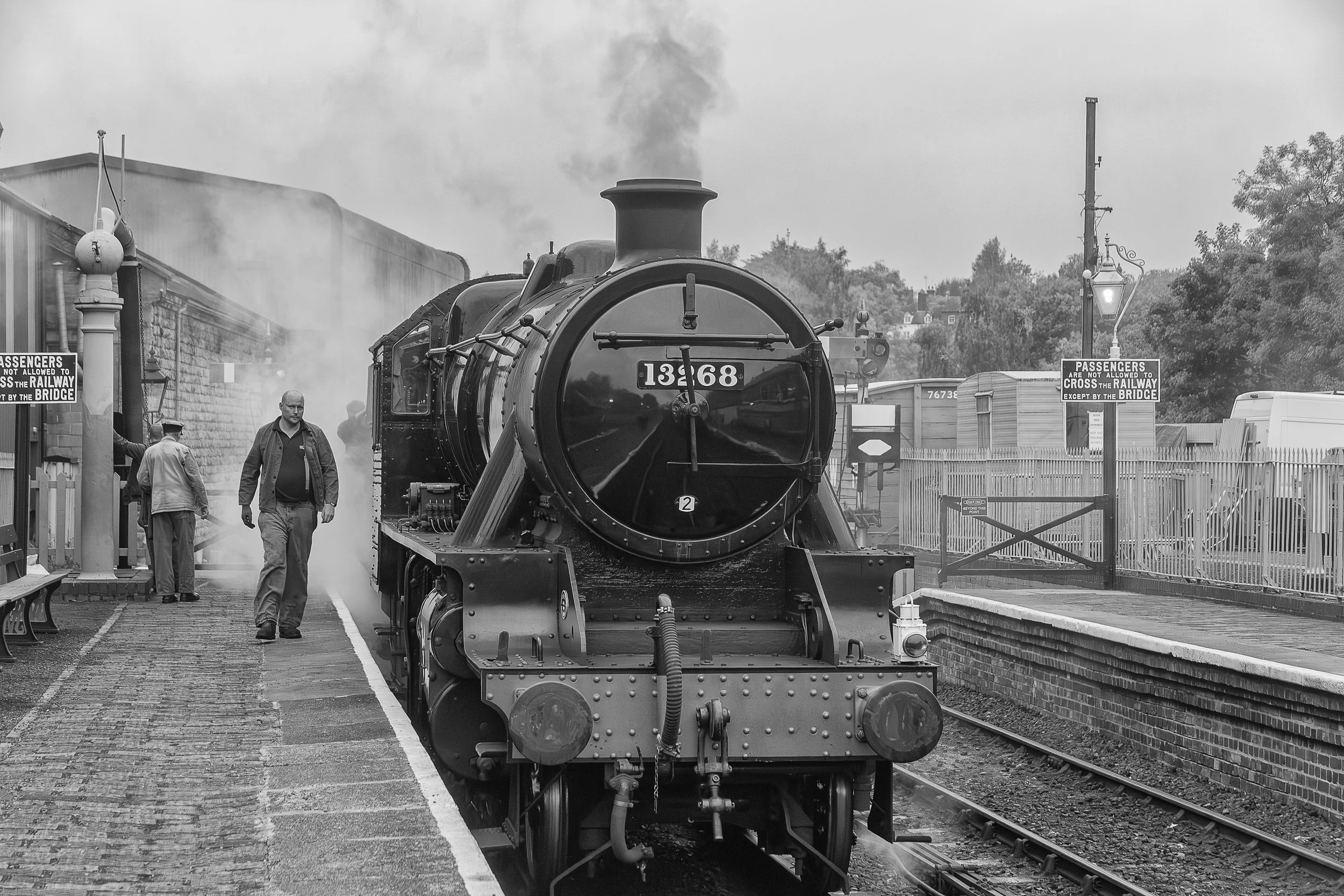 LMS Stanier Mogul 13268