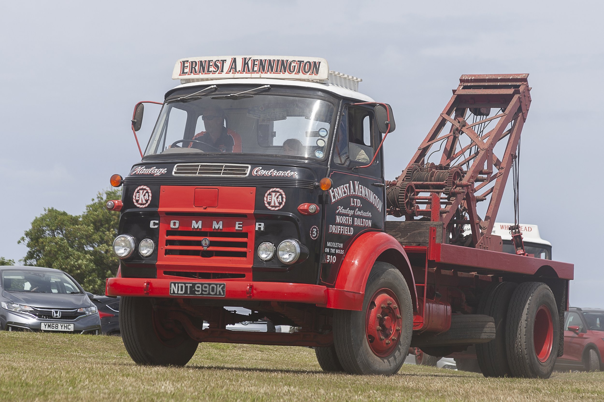 Commer