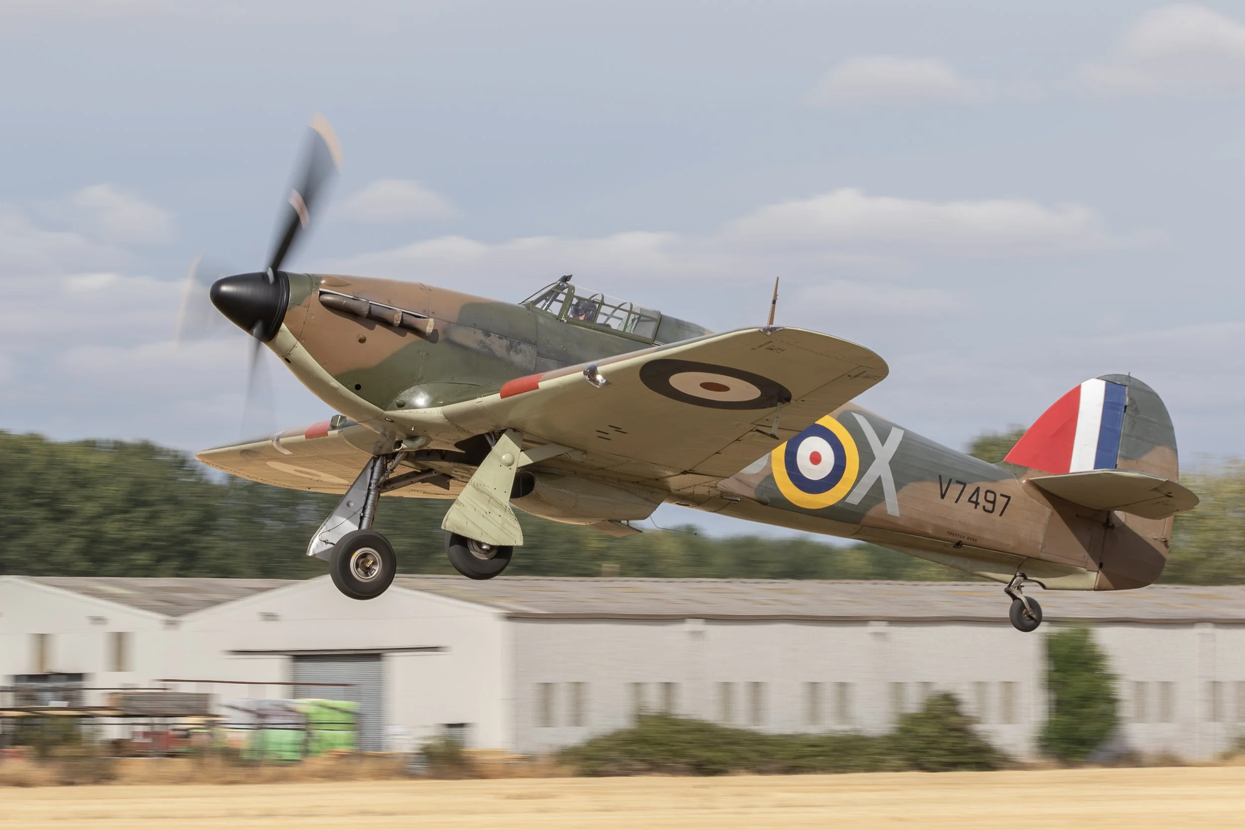 Hawker Hurricane V7497