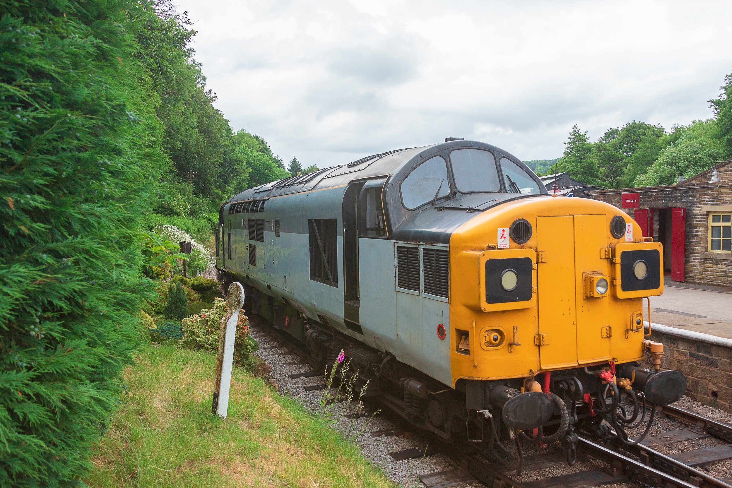 37075 BR Type 3, Class 37