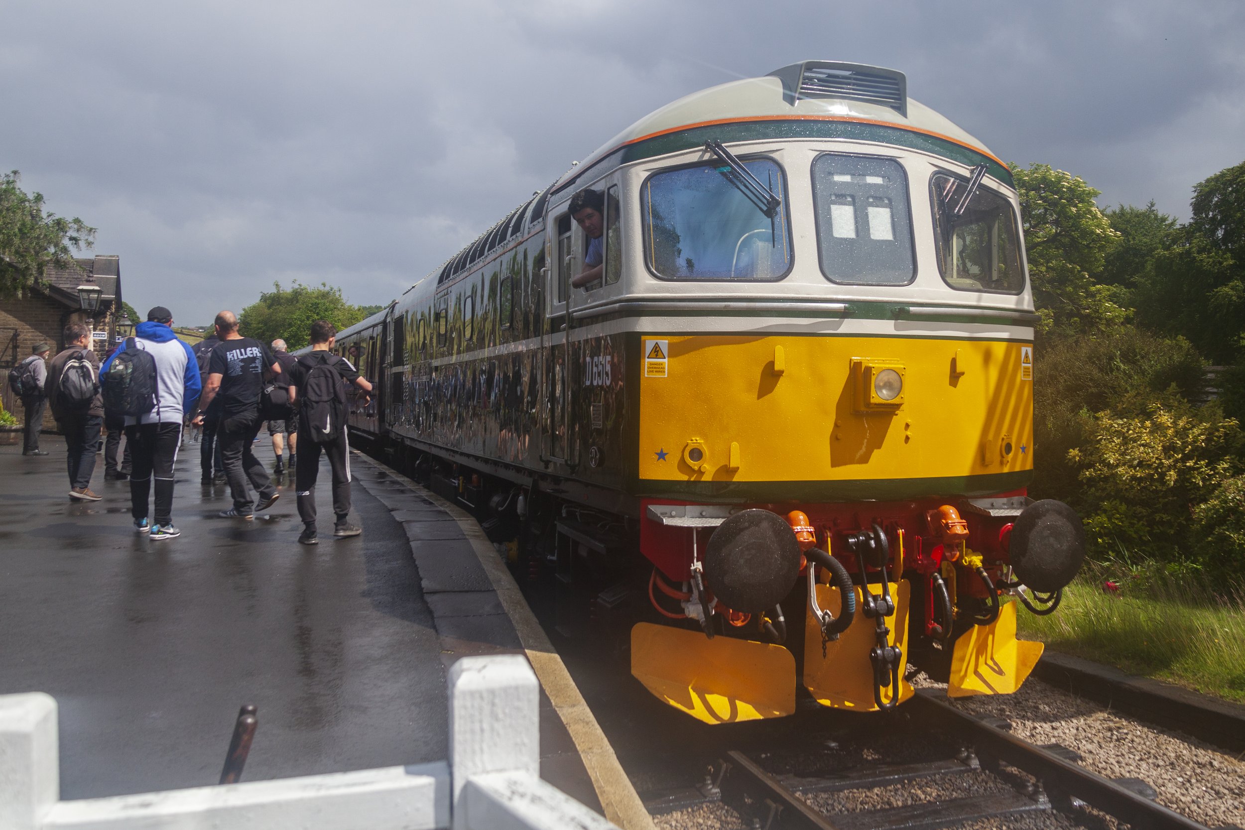 Locomotive D6515 / 33012