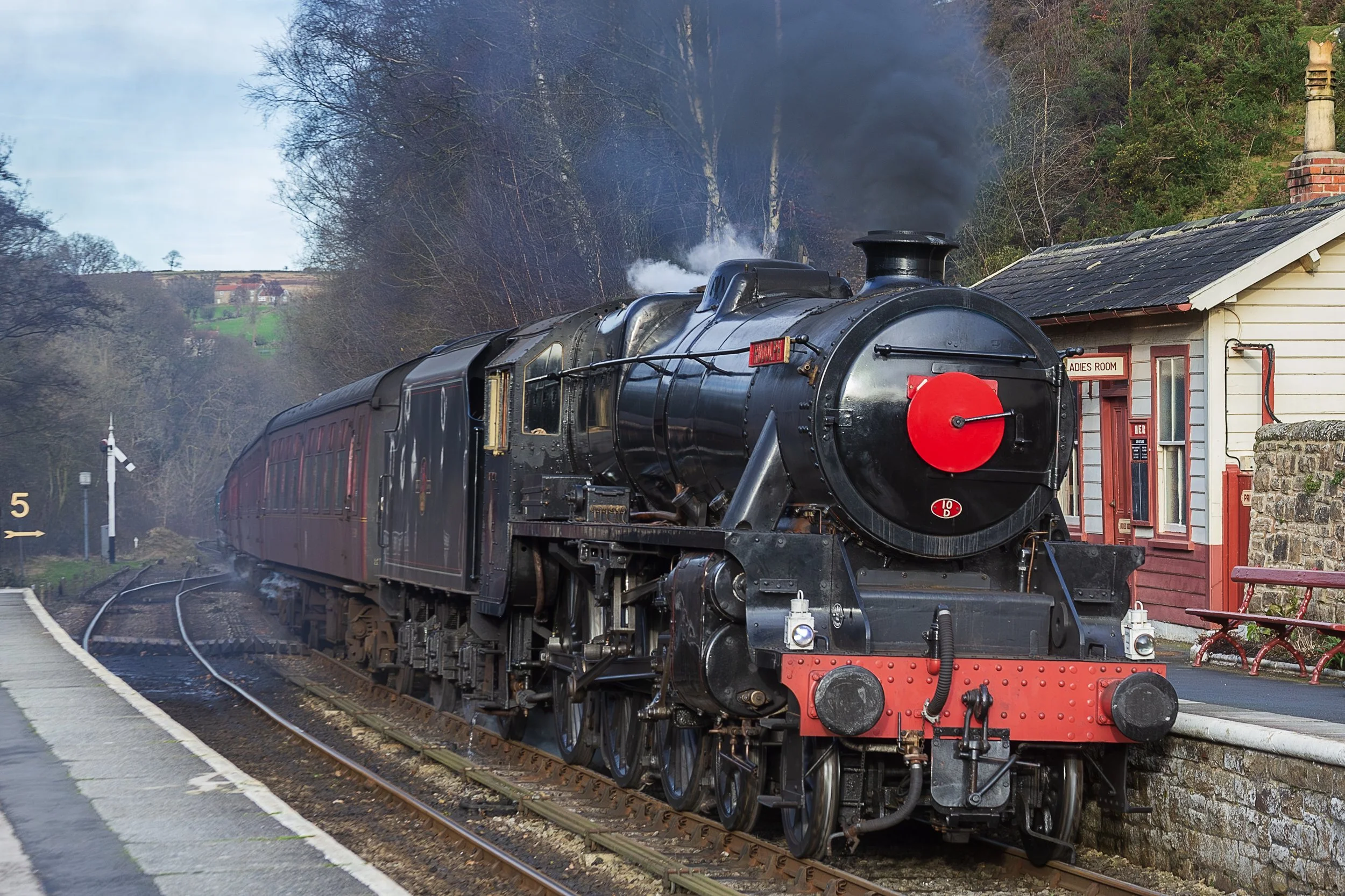 LMS Black 5 No. 44806
