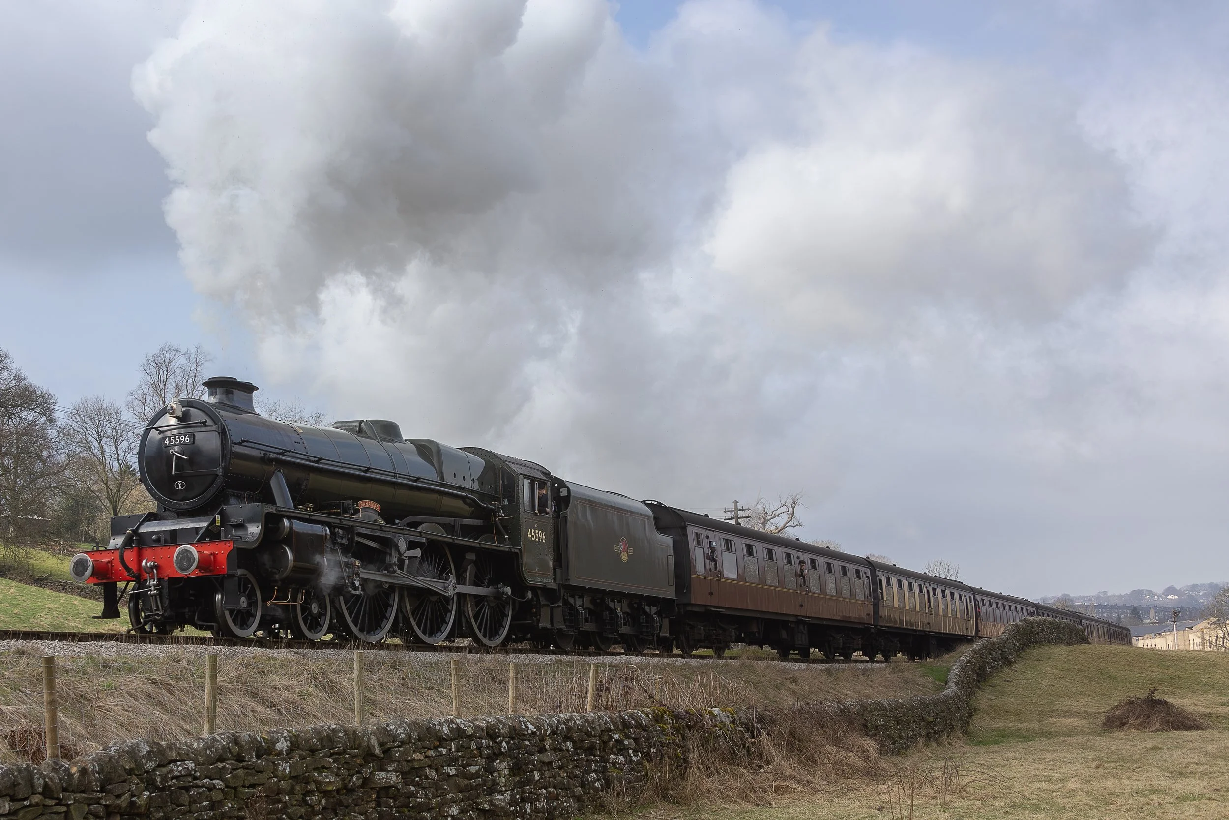 Loco 45596 LMS 5XP "Jubilee" Class "Bahamas"