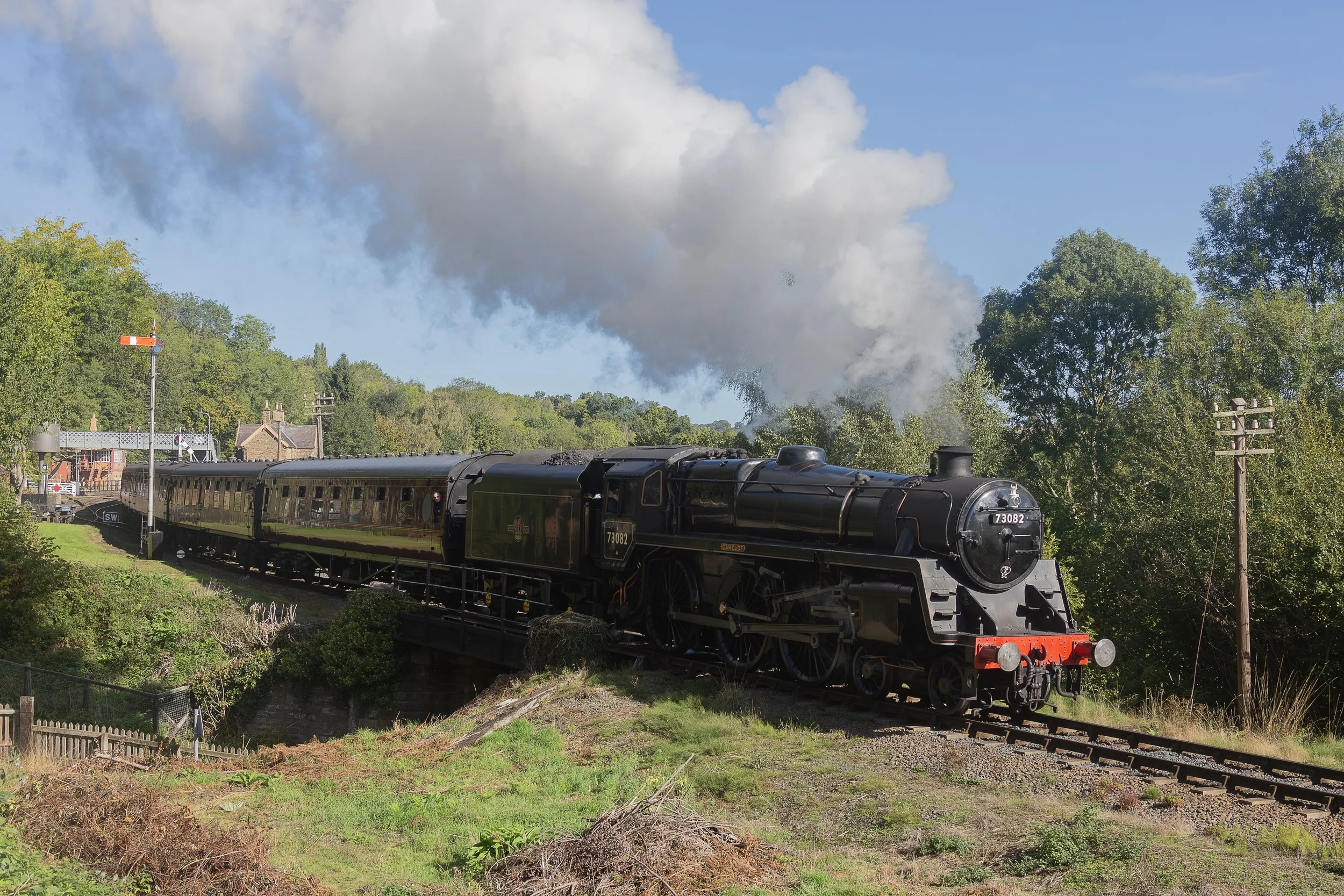 BR Standard Class 5 73082 "Camelot"