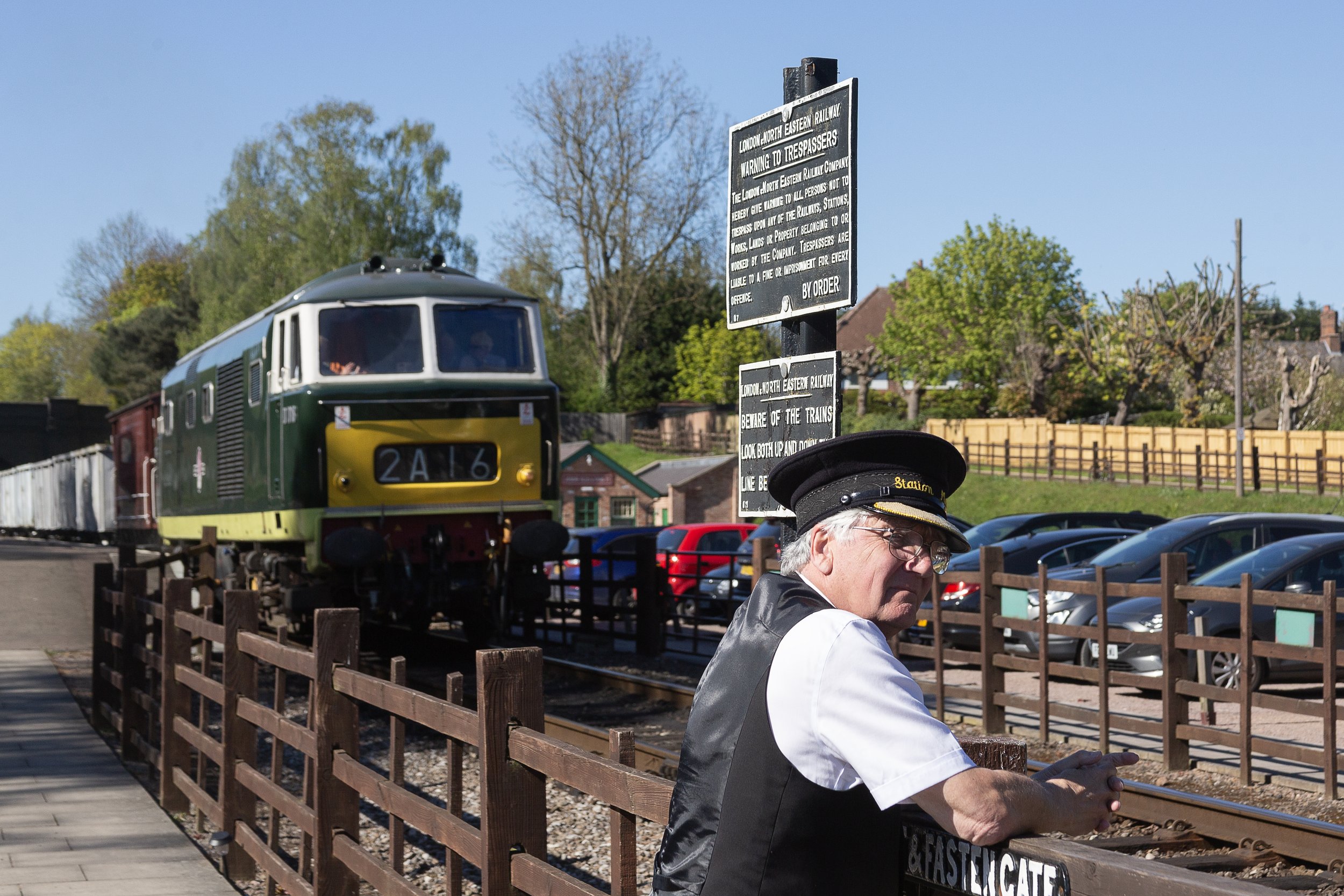Class 35 D7018 ‘Hymek’