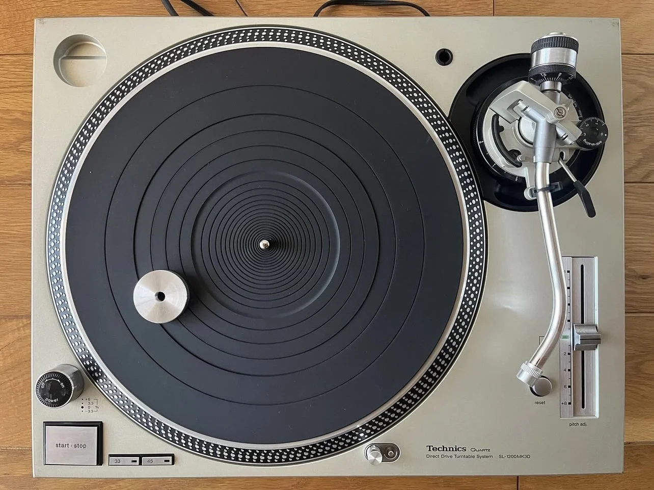 Technics SL-1200 MK3D