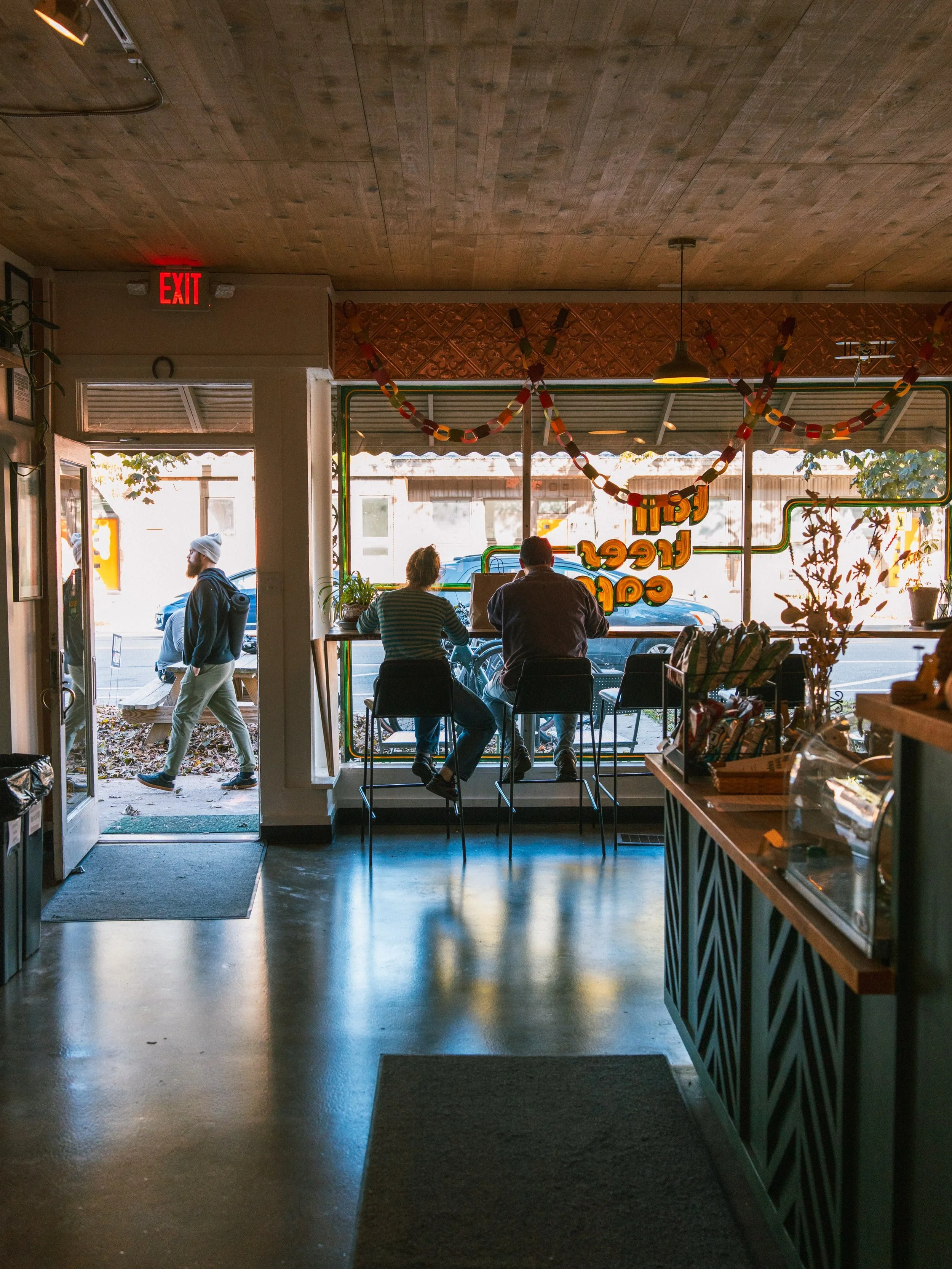 morning light in the sandwich shop, sandwich trays, and a crunchy salad

11-8 w/th/f
9-3 sat