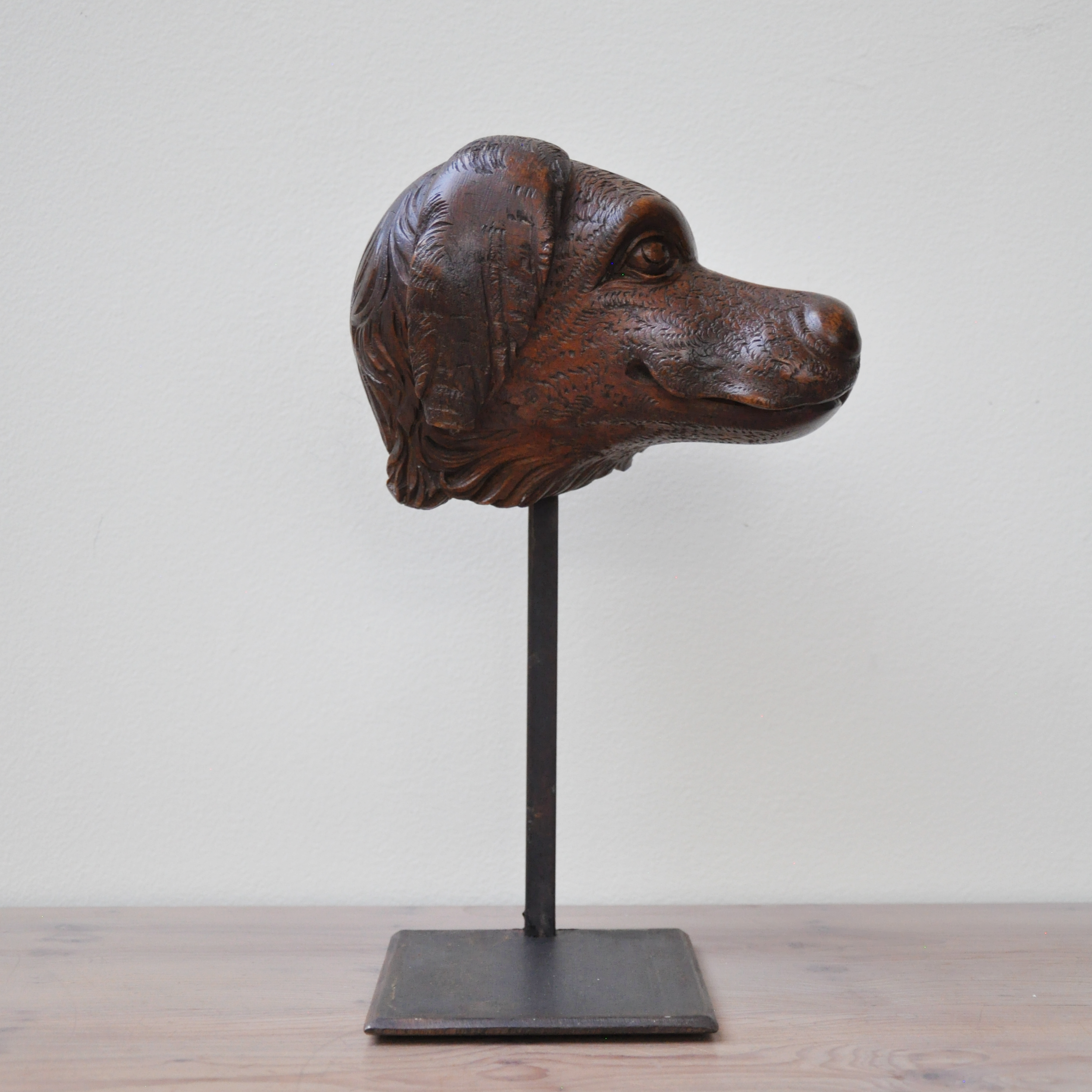 Early 18th Century French Carved Wood Spaniel Head Fragment