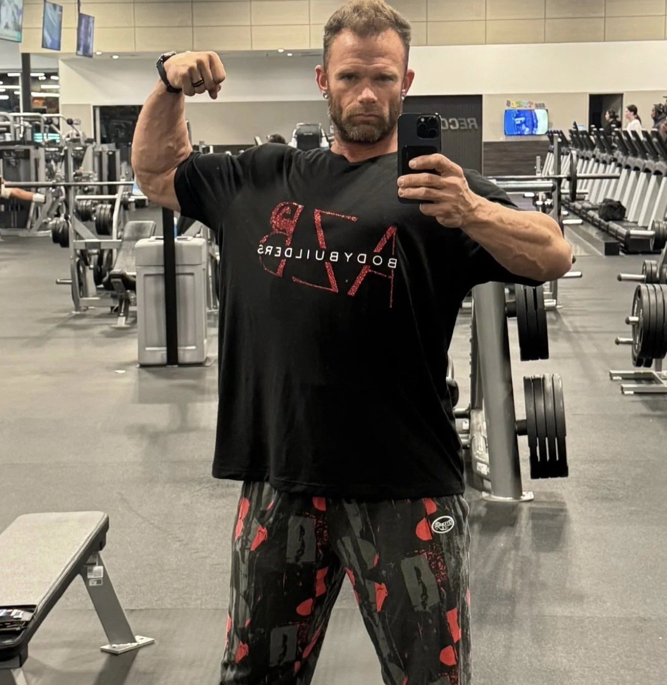www.azbodybuilders.com