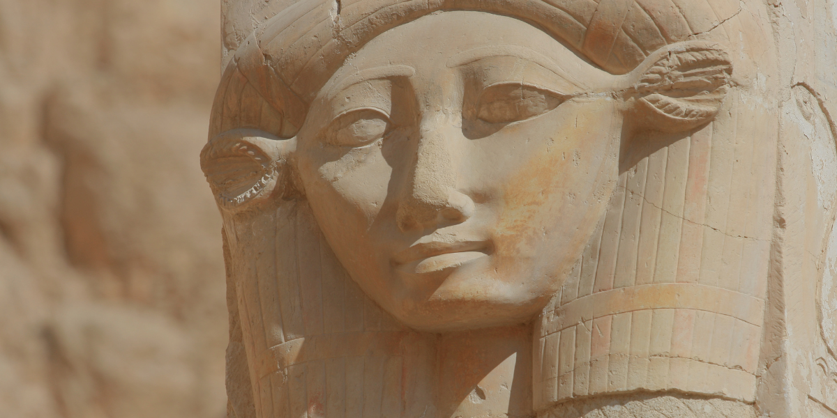 Retraite Prêtresse Atlante Égypte