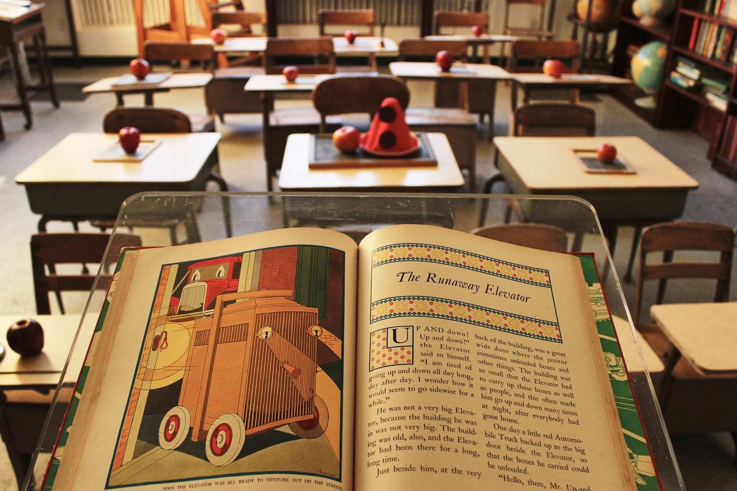 Long Island City Standing Set Studios - SCHOOL ROOM 3.jpg