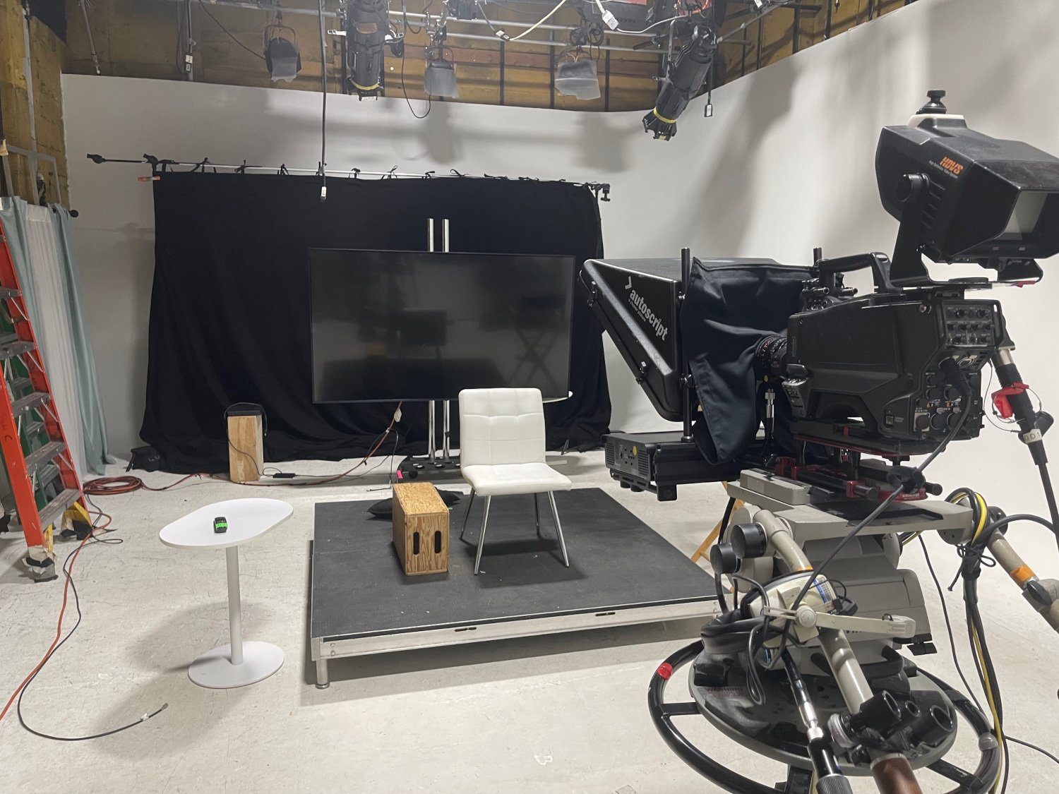 Chelsea 26 Mega Studio C 5.jpg