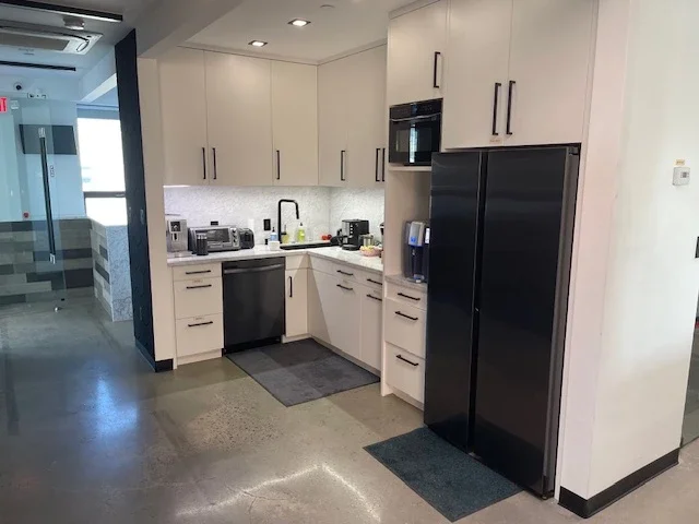 brooklyn-beyond-kitchen-breakroom.webp