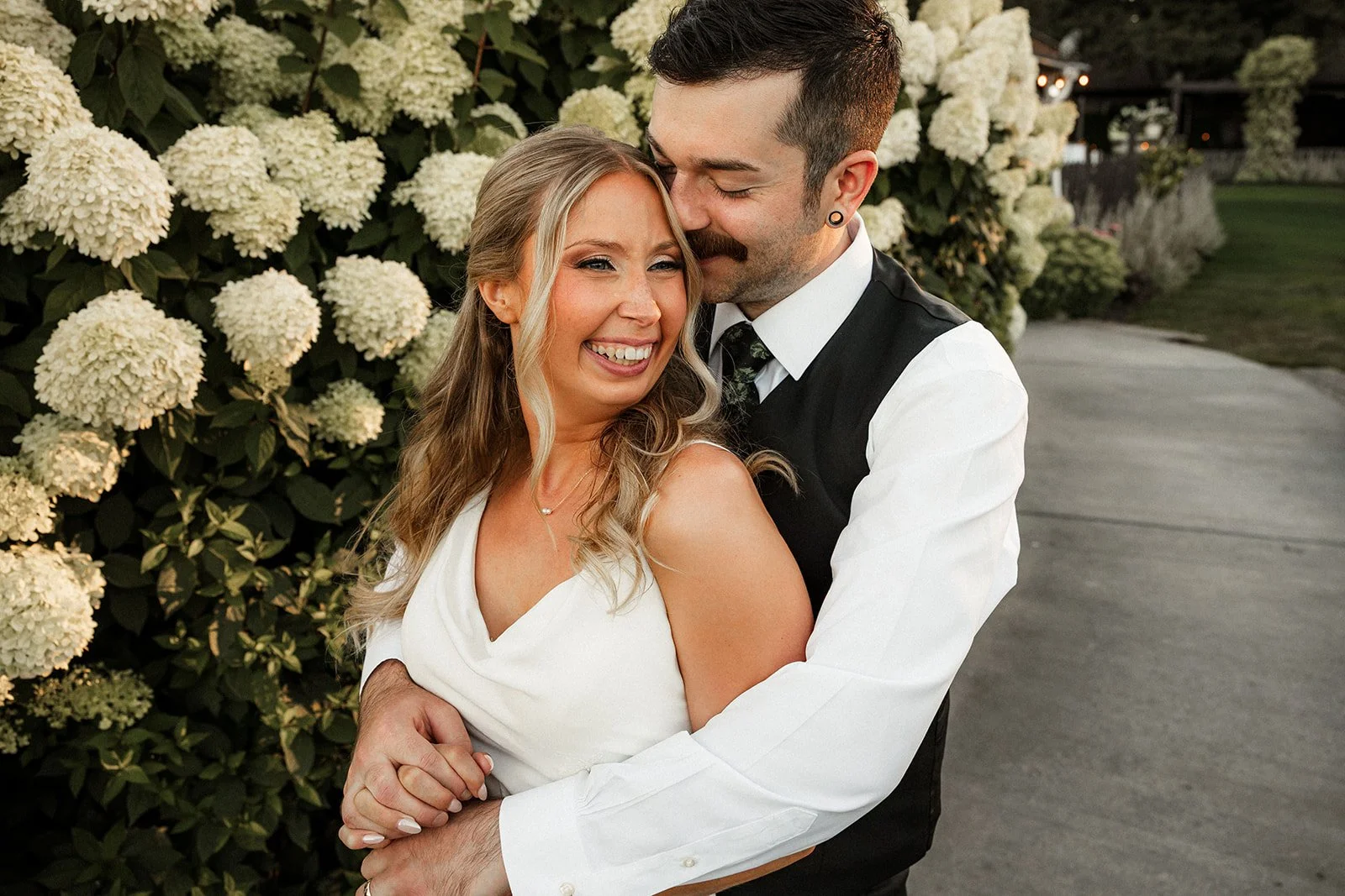 jordan%2bkeoni-wedding-sneak-146.jpg