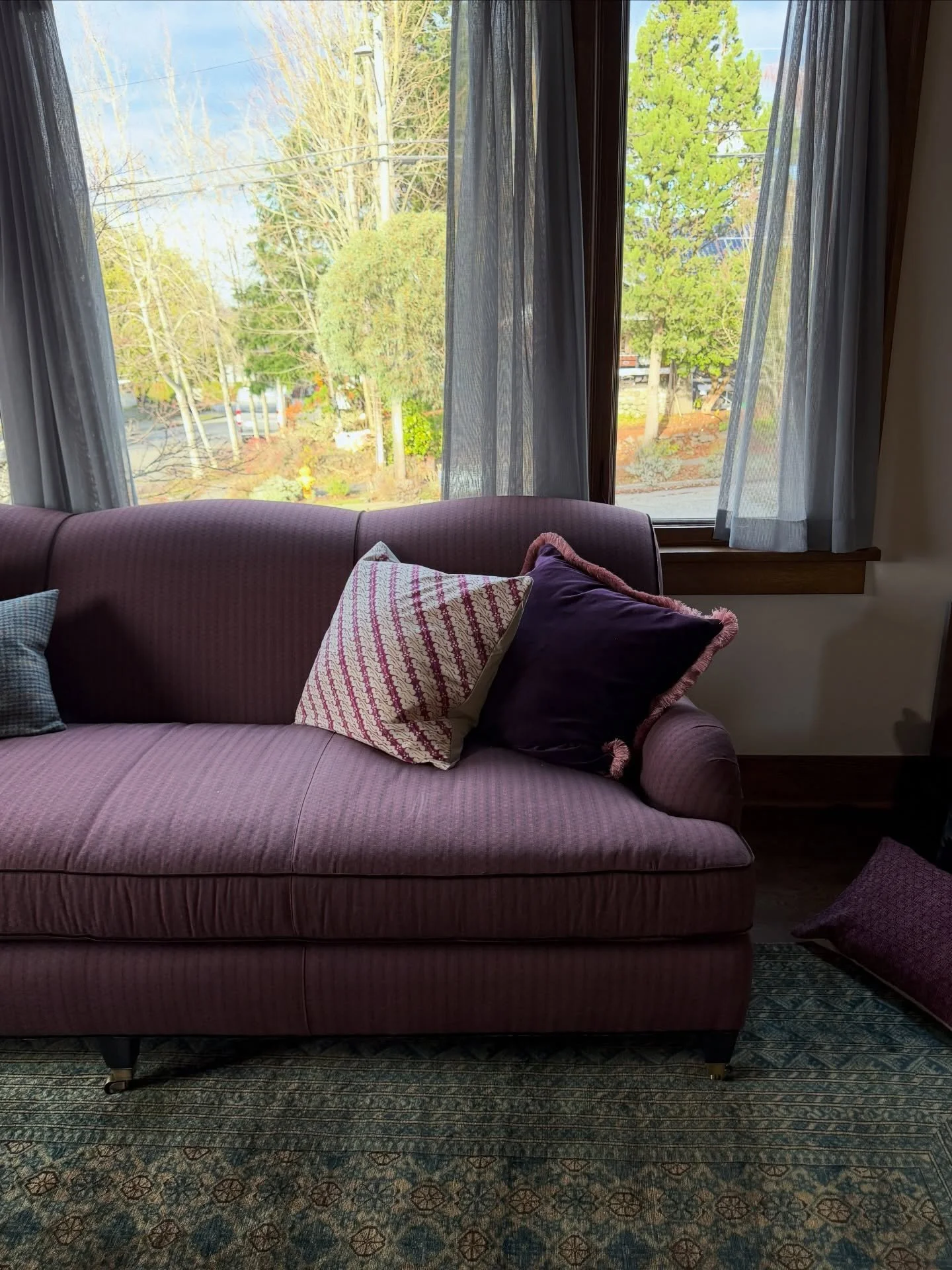 A little sneak peak to kick of the year&hellip; Before the Holiday break we were able to sneak in a few fun installs - like window treatments &amp; a few key furniture pieces for our recently wrapped renovation project in West Seattle with @bluesound