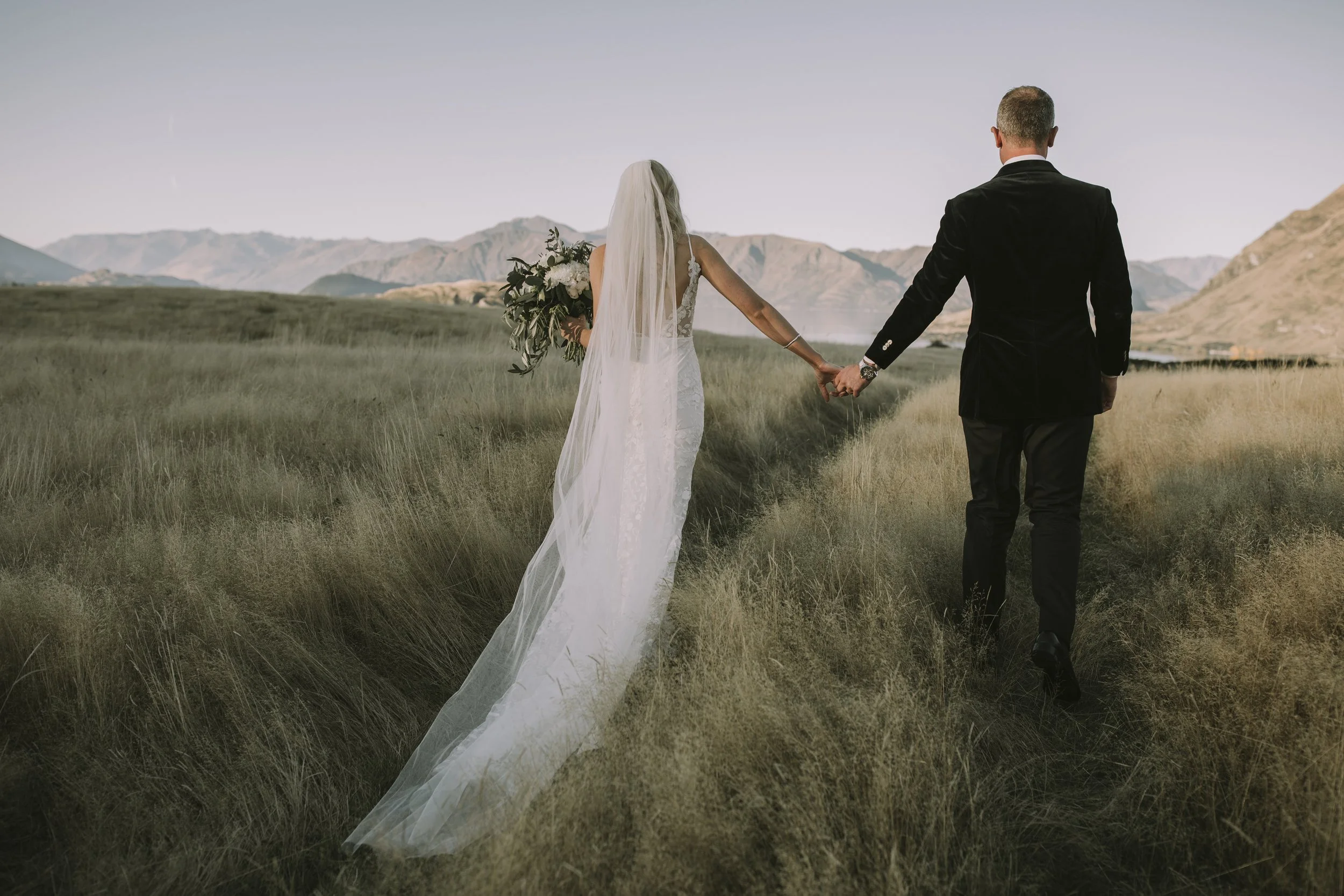Sweeping Scenic Backdrops