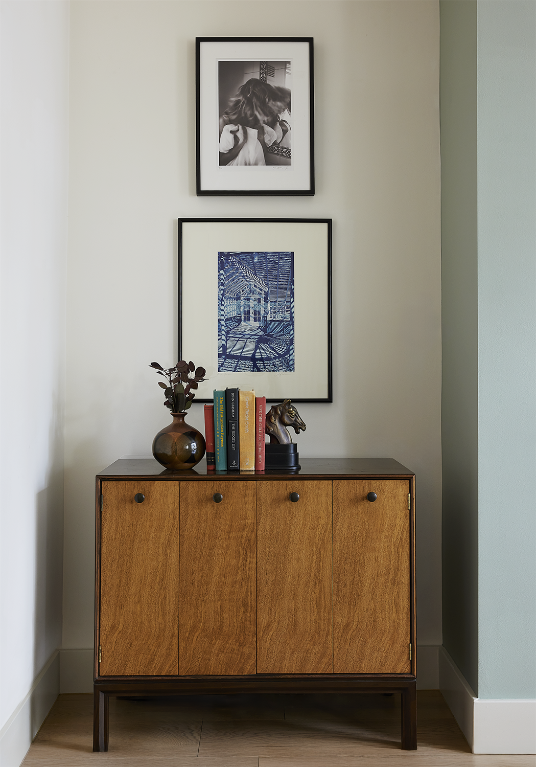 251003_DanielleNovyInteriors_1645_JC copy.png