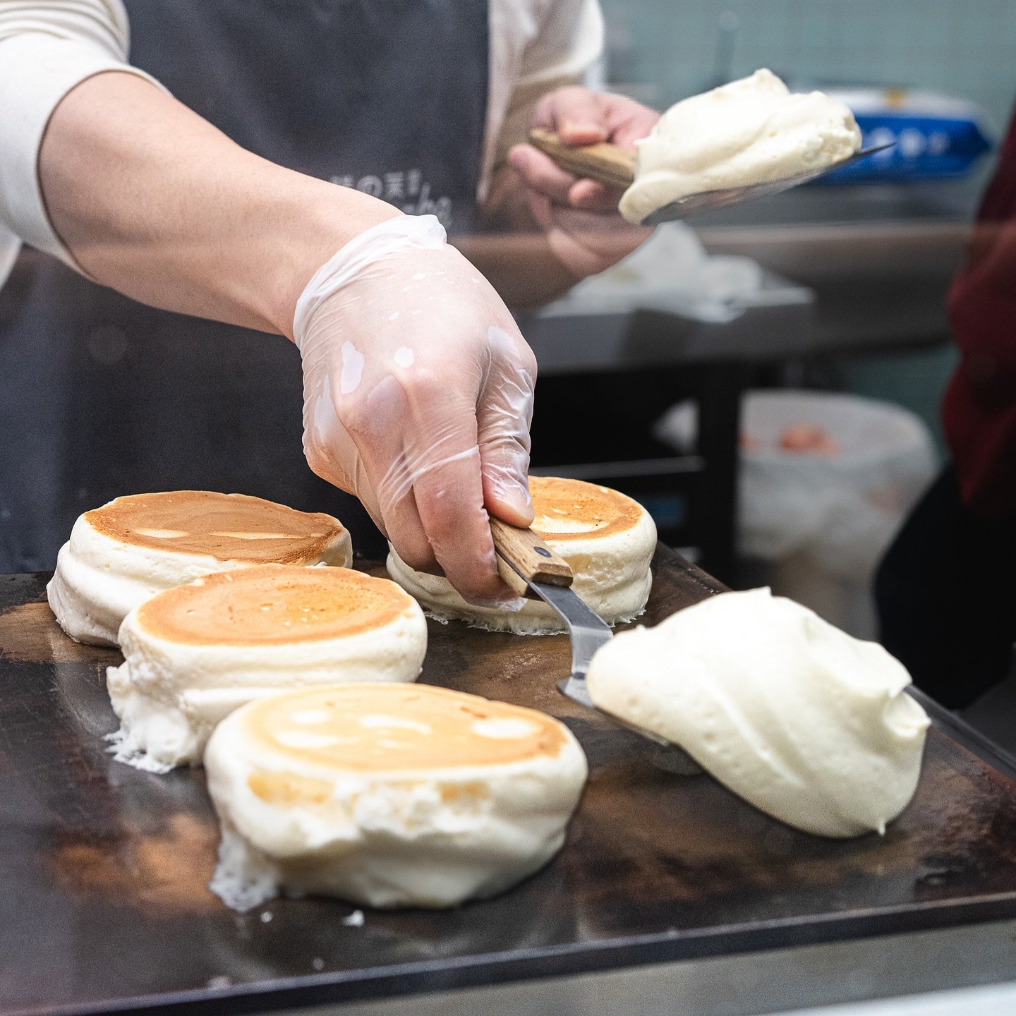 Your jiggly souffl&eacute; is on its way&mdash;brace yourself for a bite of heavenly delight! 🥞☁️

📍 @freshairpancake 233 Elizabeth St, Melbourne CBD

☁️ OPENING HOURS:
MON-THU 8:30AM-11:00PM
FRI 8:30AM-12:30AM
SAT 9:30AM-12:30AM
SUN 9:30AM-11:00PM
