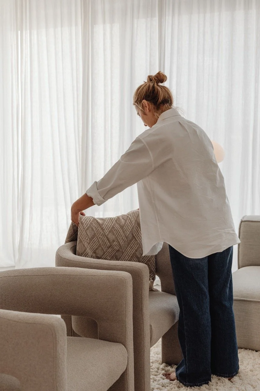 kaboompics_the-warm-apartment-aesthetic-living-room-decor-home-accessories-collection-33258 Large.jpeg