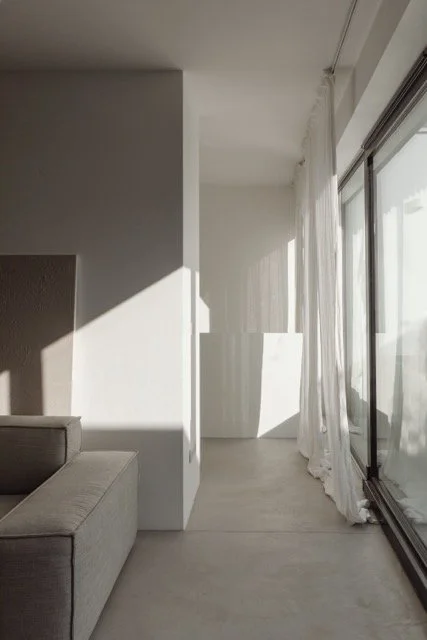 kaboompics_minimalist-interior-decor-home-living-moments-collection-33222 Medium.jpeg