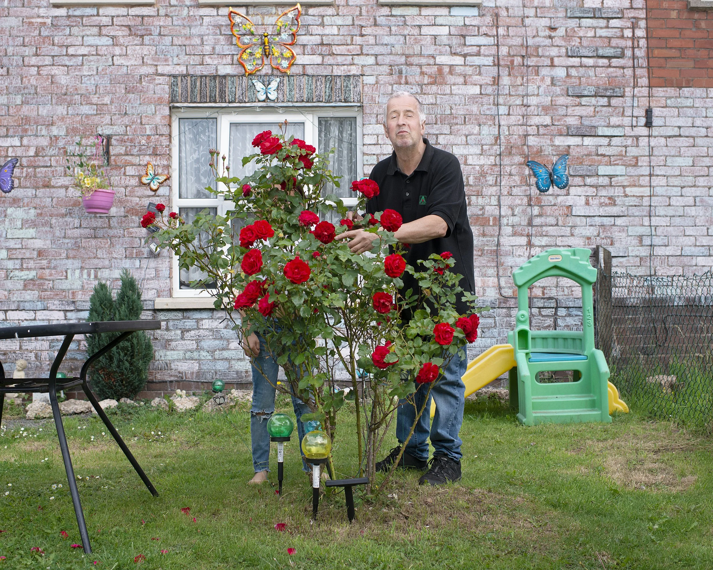 Neighbours in garden, NHS Covid Decorated House